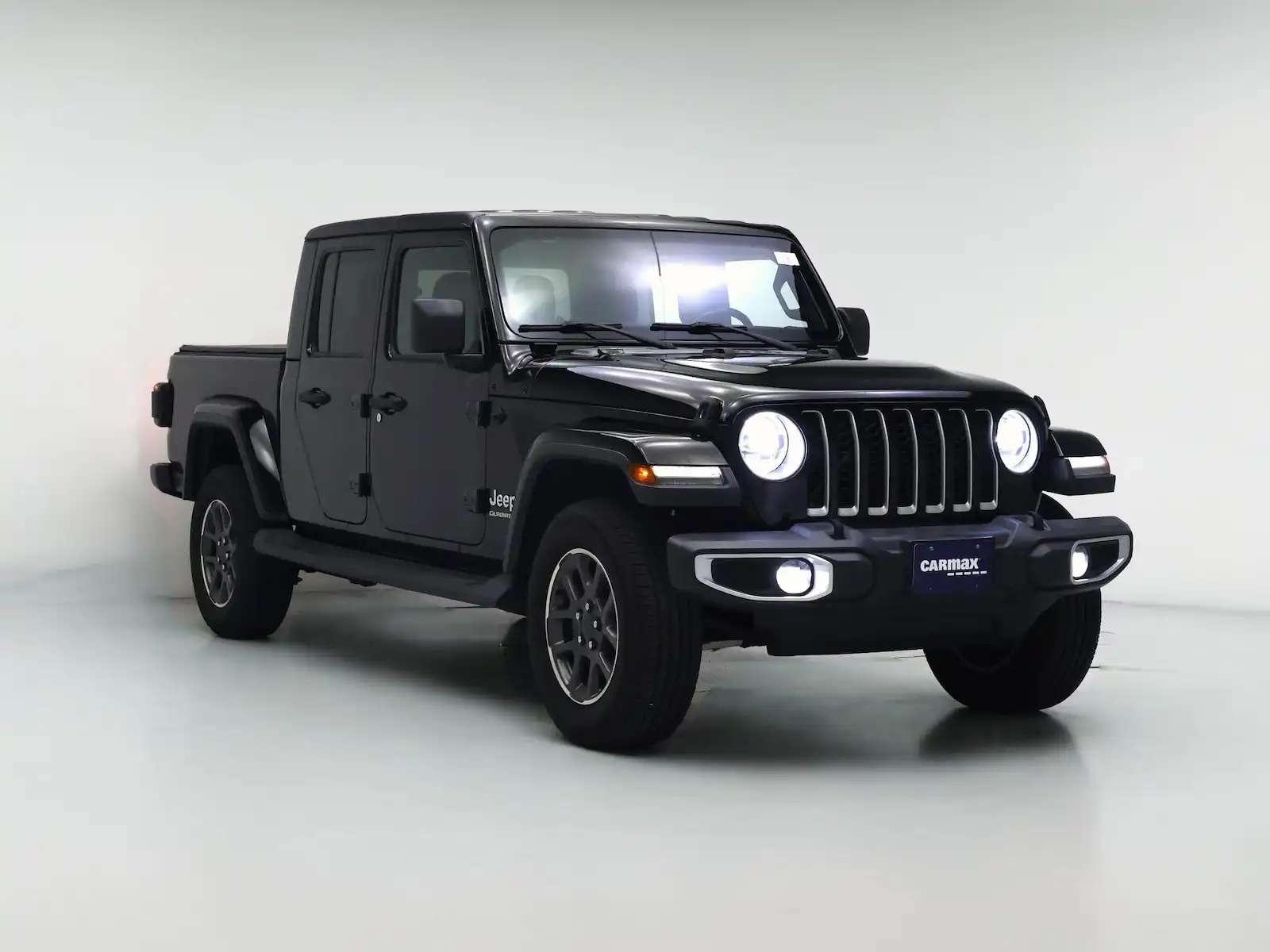 2020 Jeep Gladiator Overland's photo