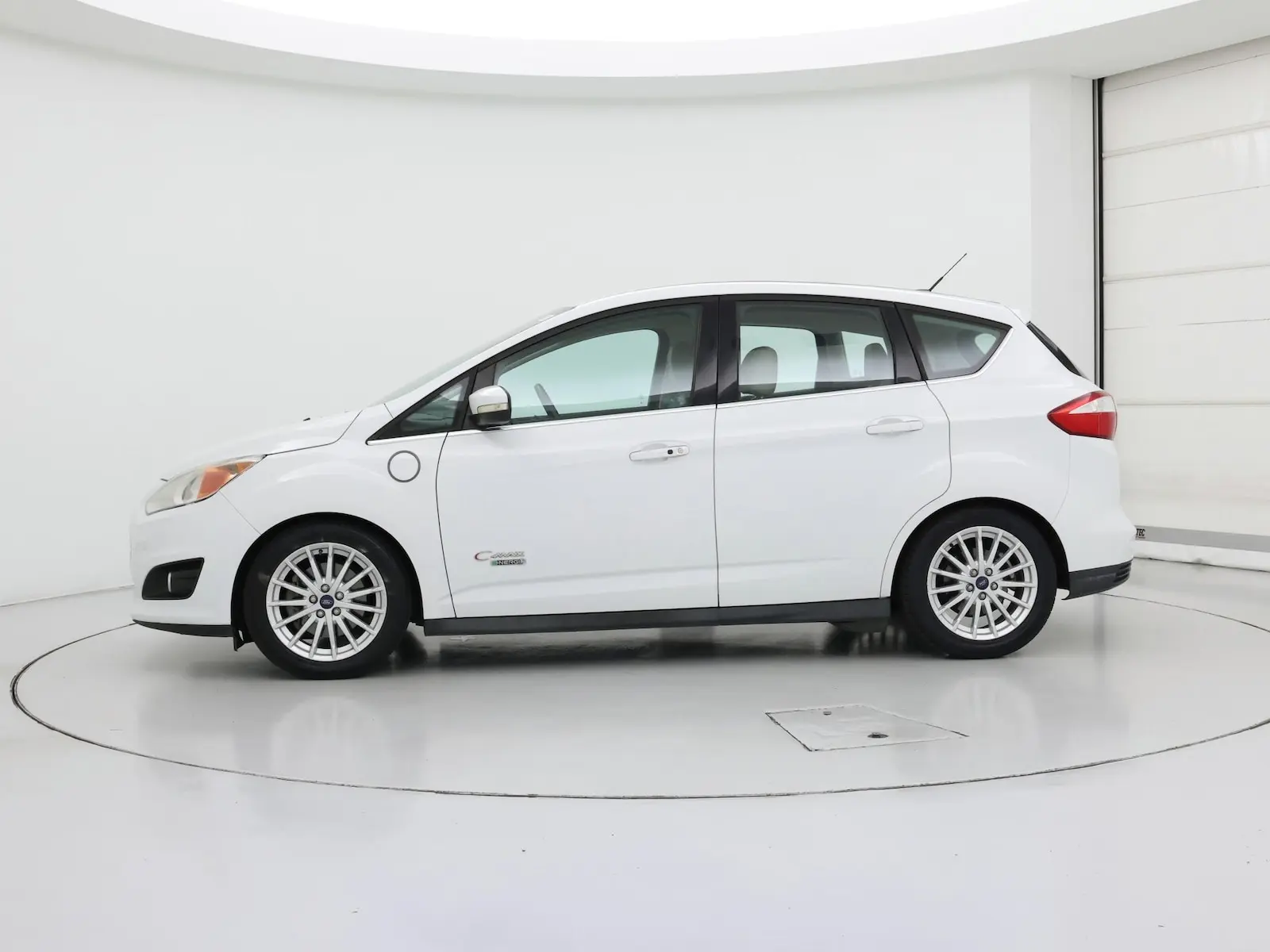 2014 Ford C-Max SEL Energi photo 4