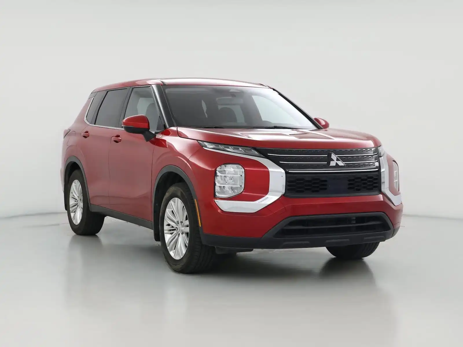 2022 Mitsubishi Outlander ES FWD's photo