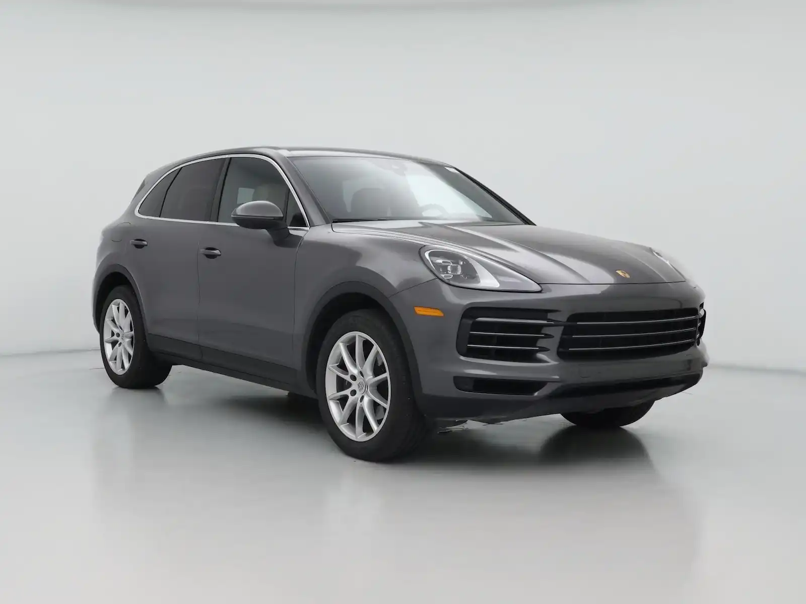 2019 Porsche Cayenne Base's photo