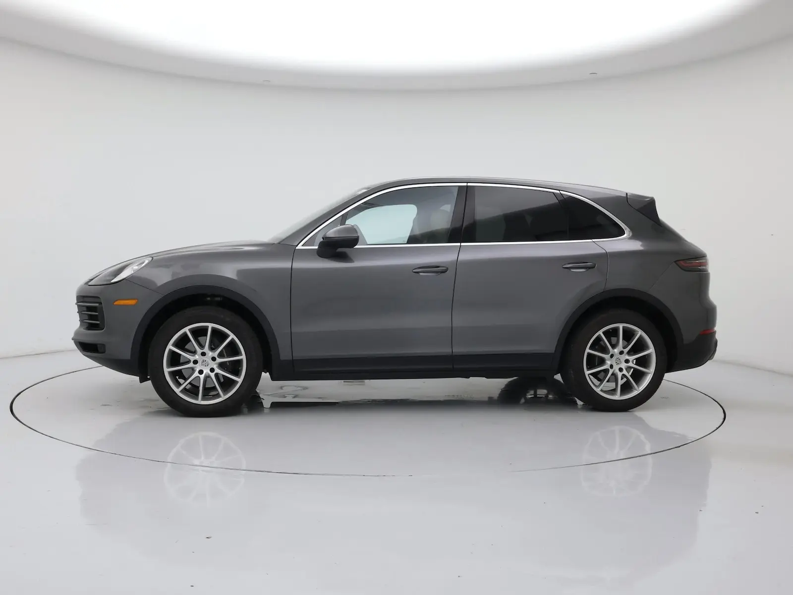 2019 Porsche Cayenne Base photo 4