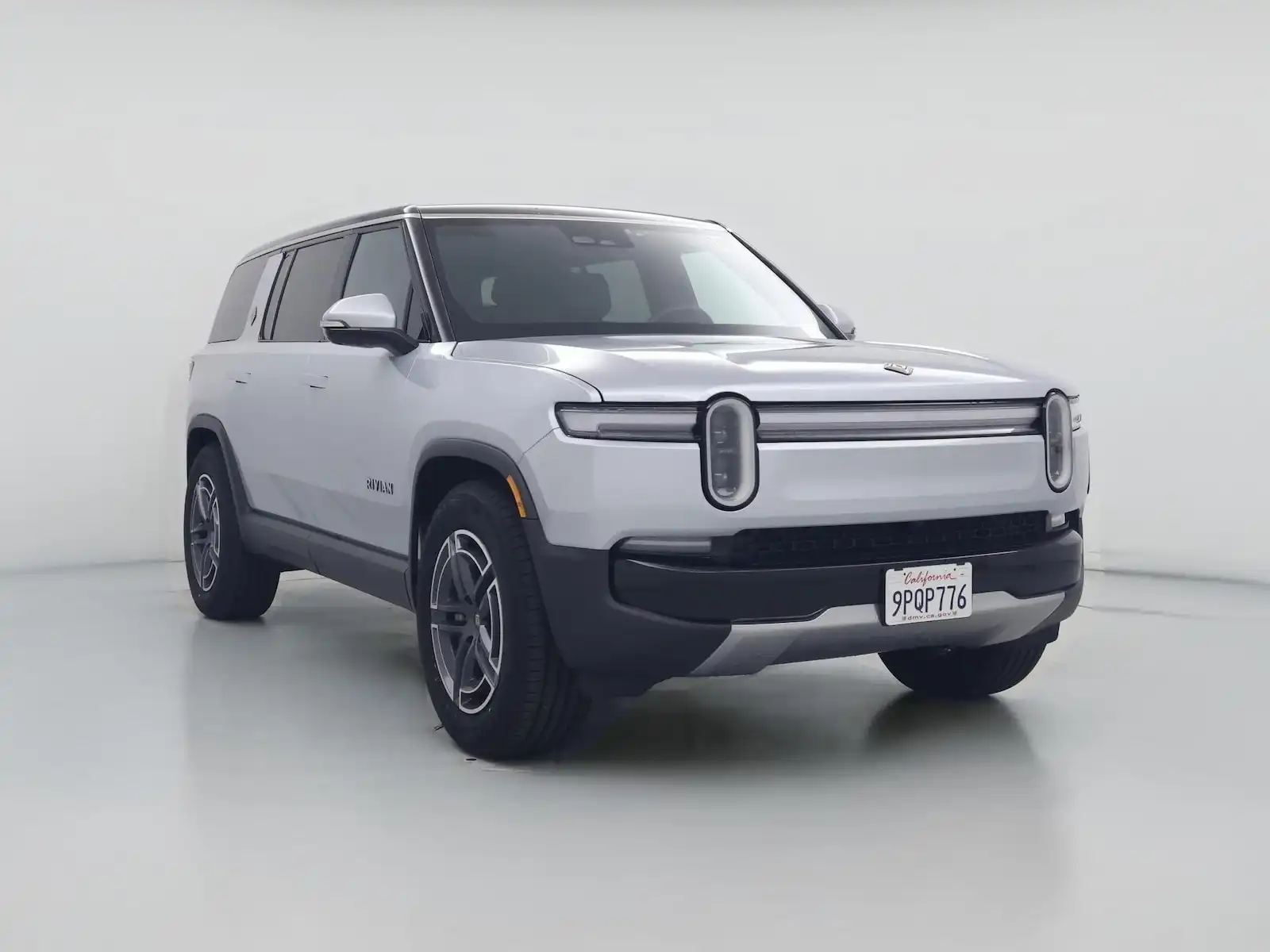 2025 Rivian R1S Adventure Dual-Motor Standard Pack's photo