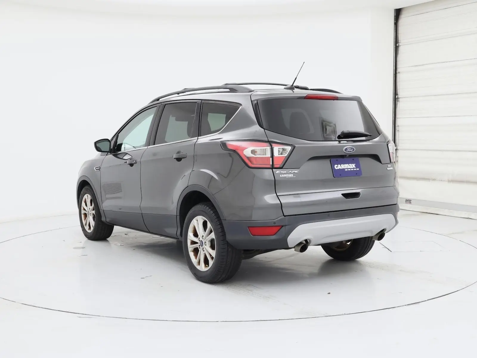 2017 Ford Escape SE photo 3