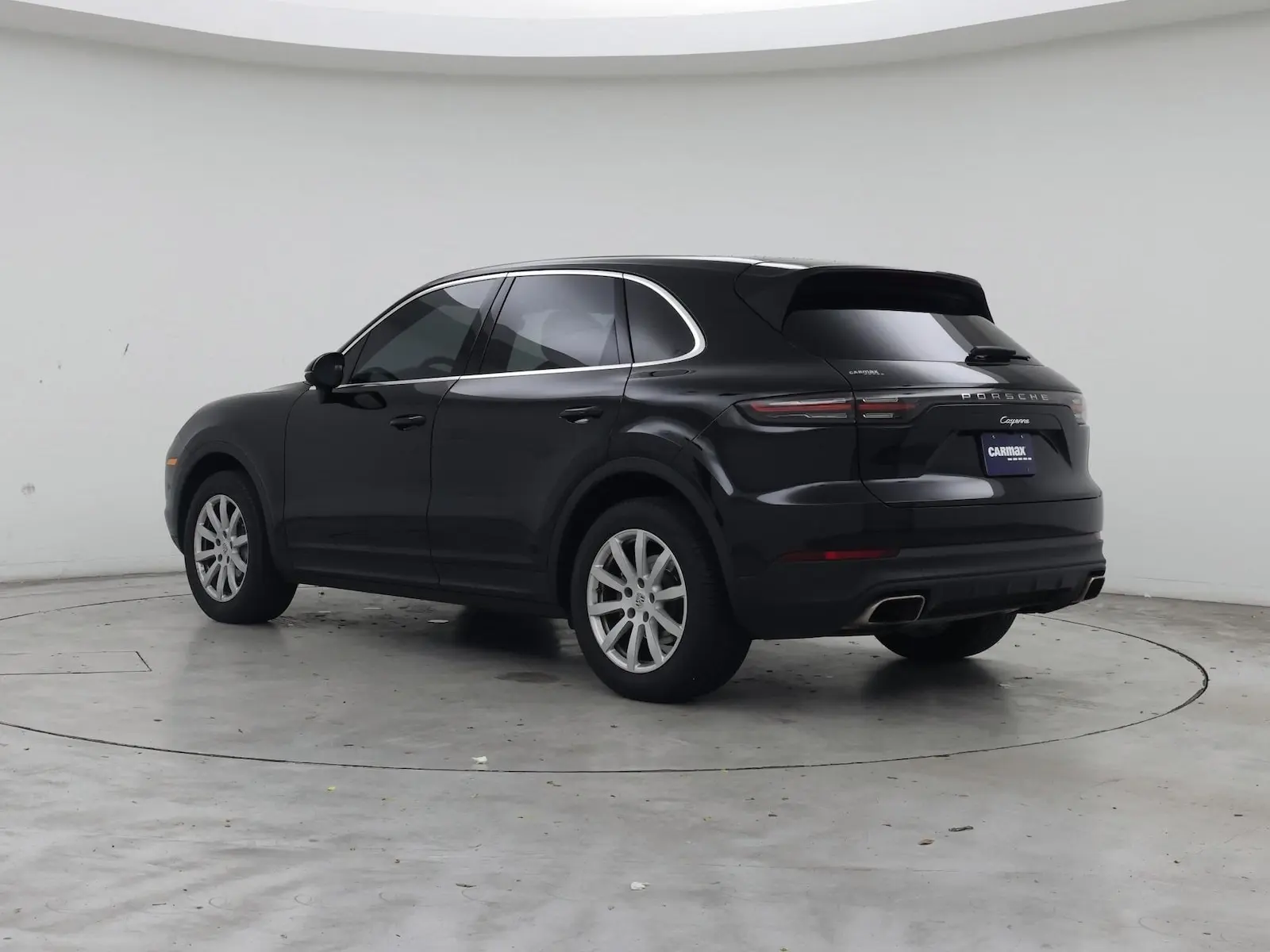 2019 Porsche Cayenne Base photo 3