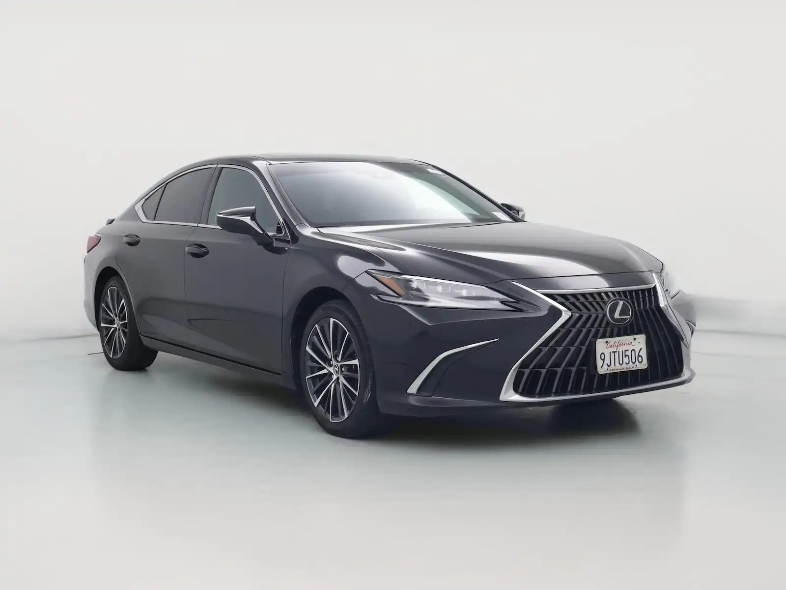 2024 Lexus ES 300h 300h's photo