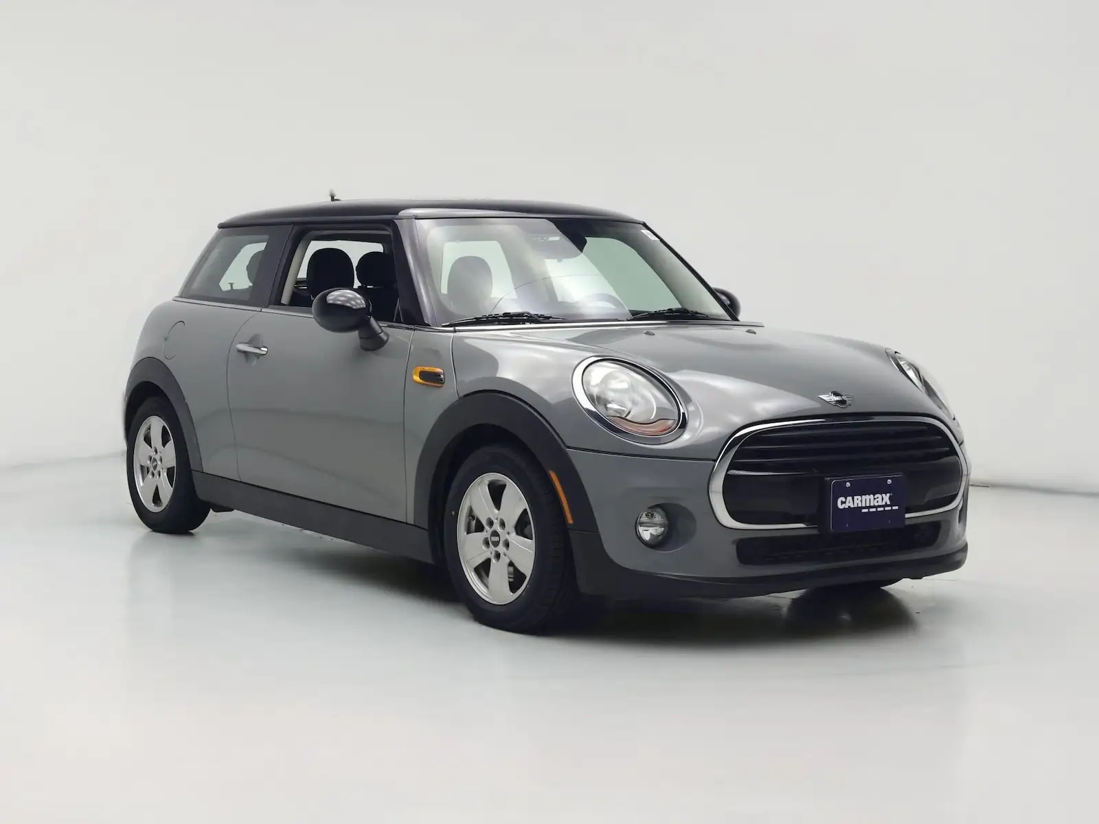 2018 MINI Cooper Hardtop photo 1
