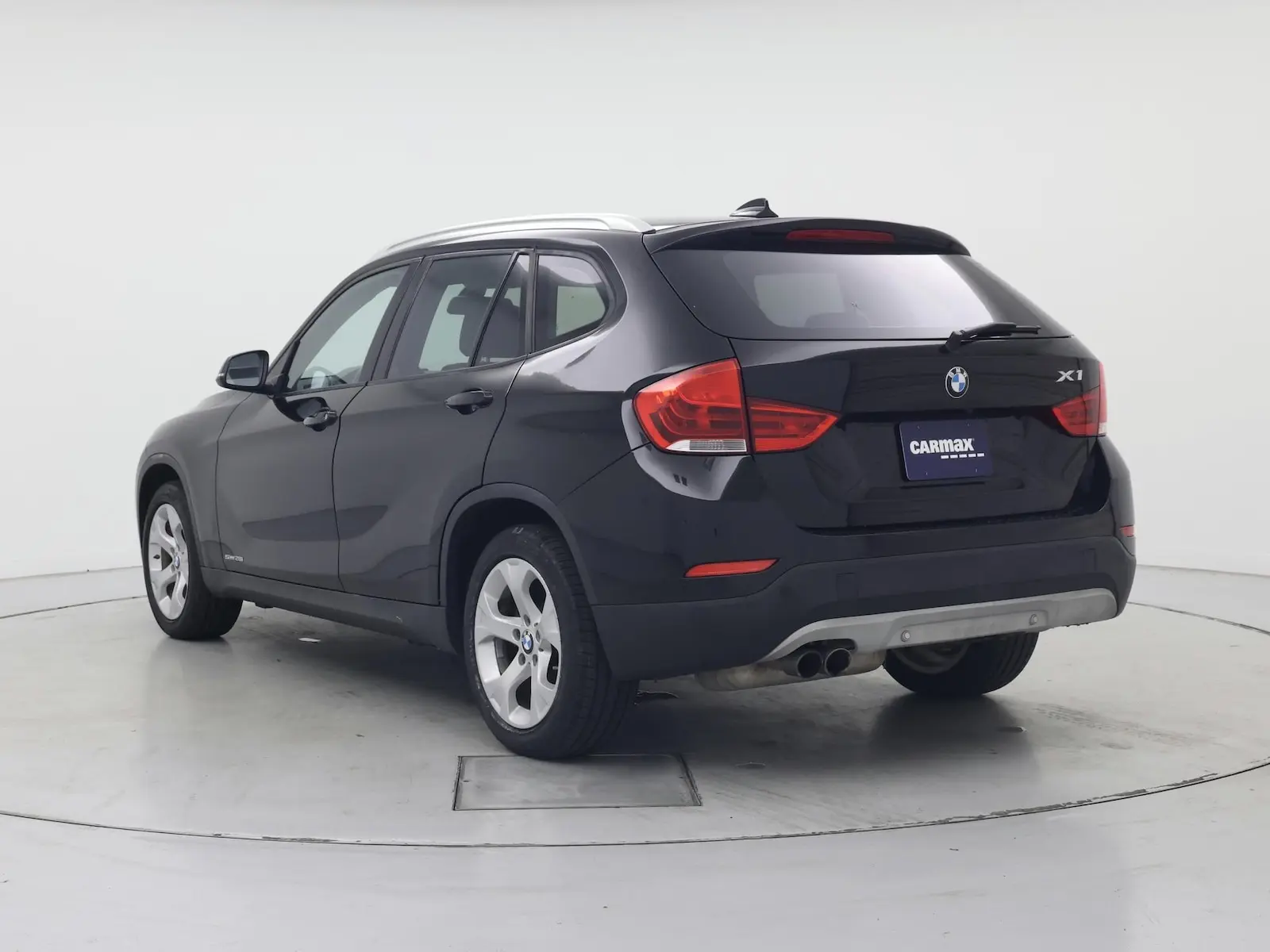 2015 BMW X1 sDrive28i photo 3
