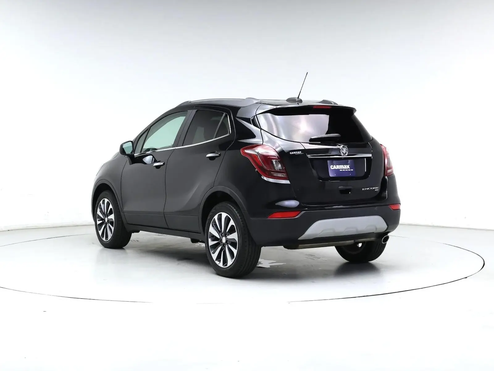 2022 Buick Encore Preferred AWD photo 3