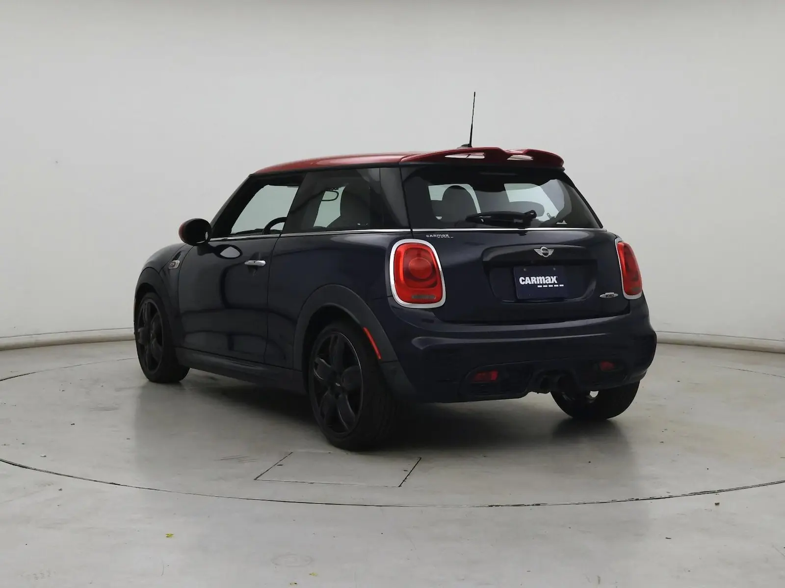 2018 MINI Cooper John Cooper Works Hardtop photo 3