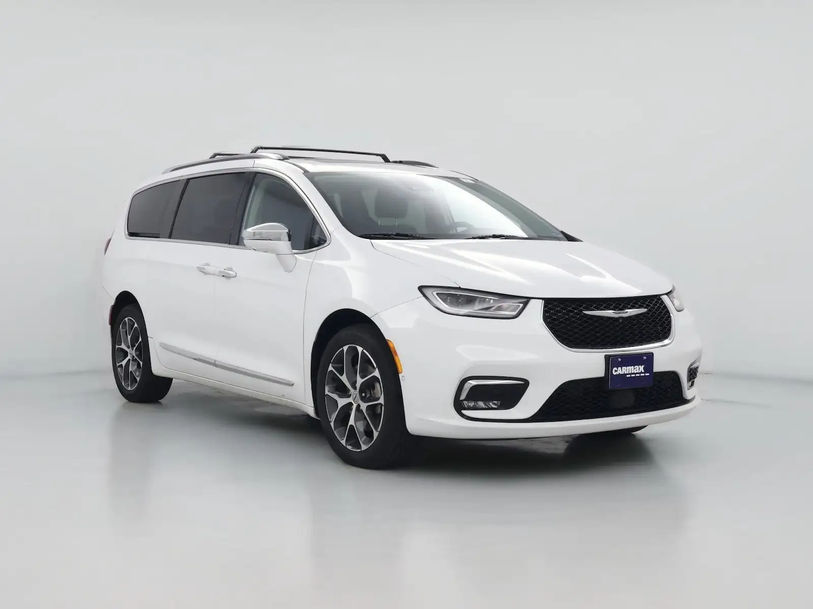 2021 Chrysler Pacifica Limited's photo