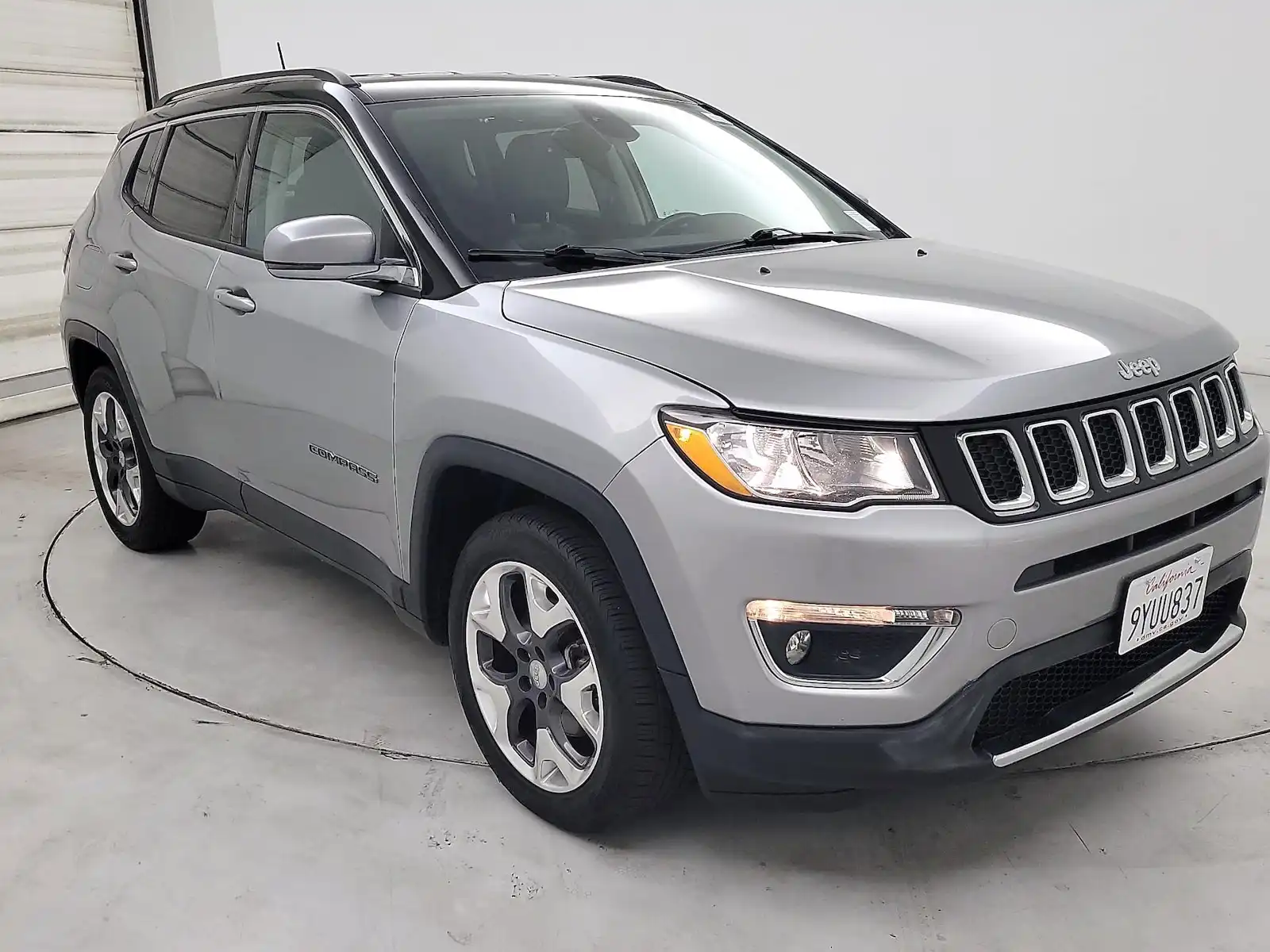 2018 Jeep Compass Limited's photo