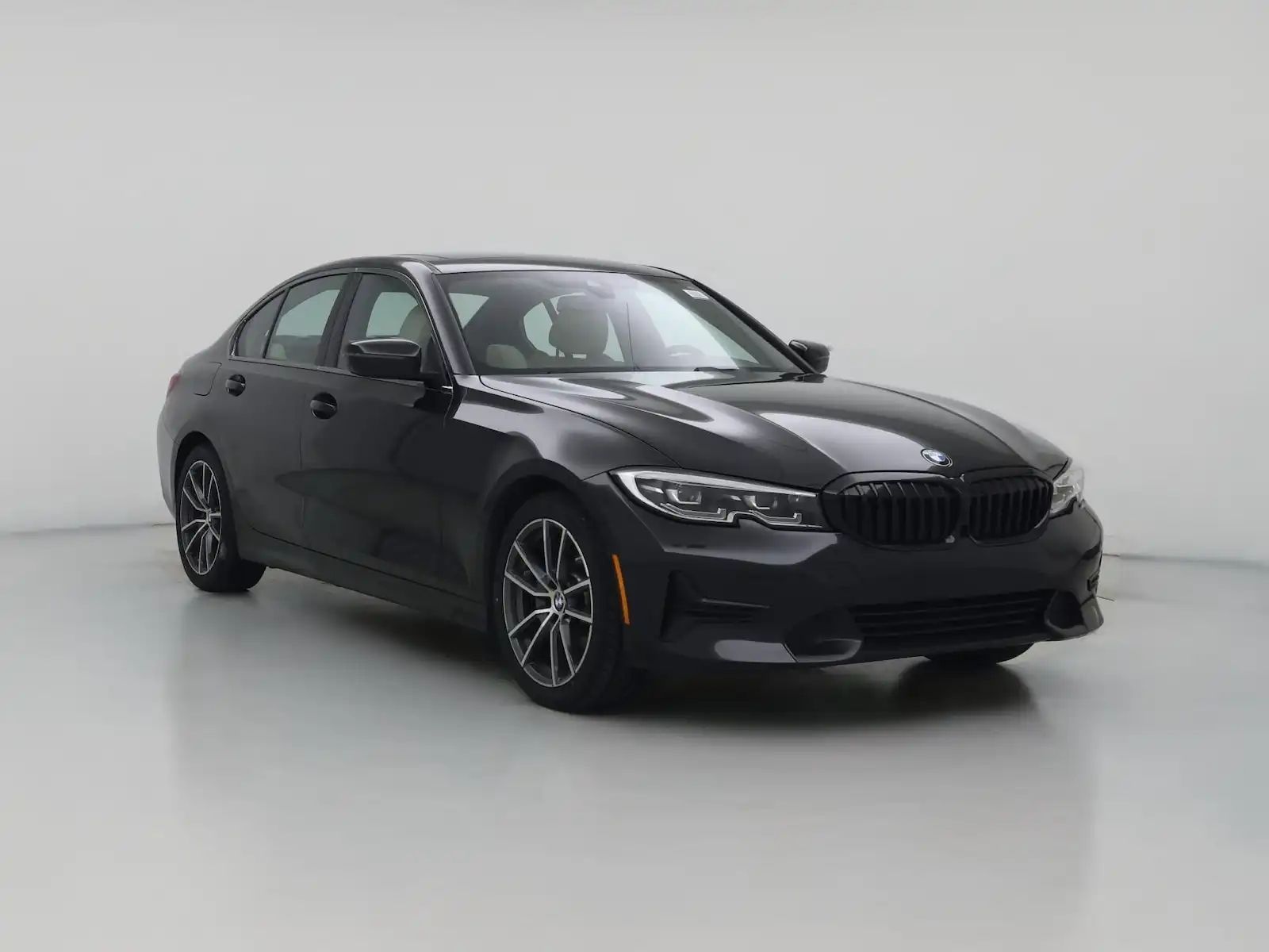2019 BMW 3 Series 330i Sedan's photo