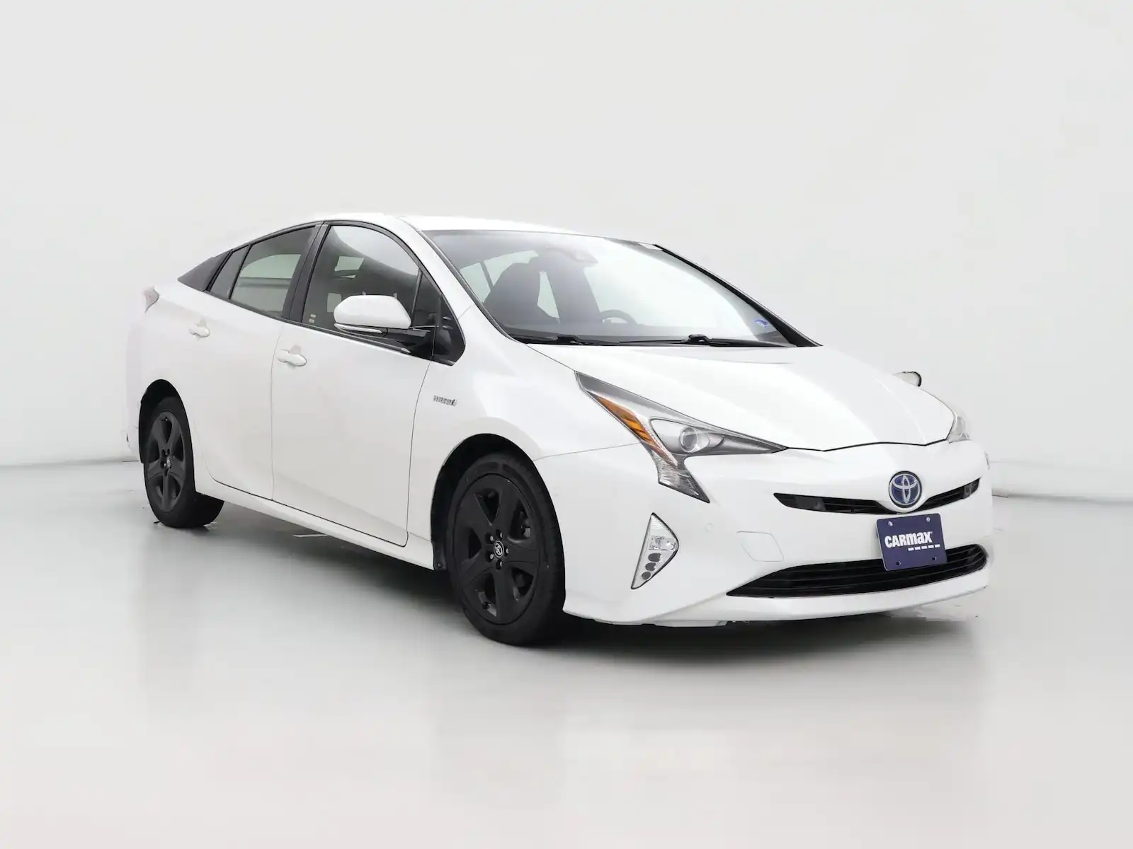 2017 Toyota Prius Three Touring's photo