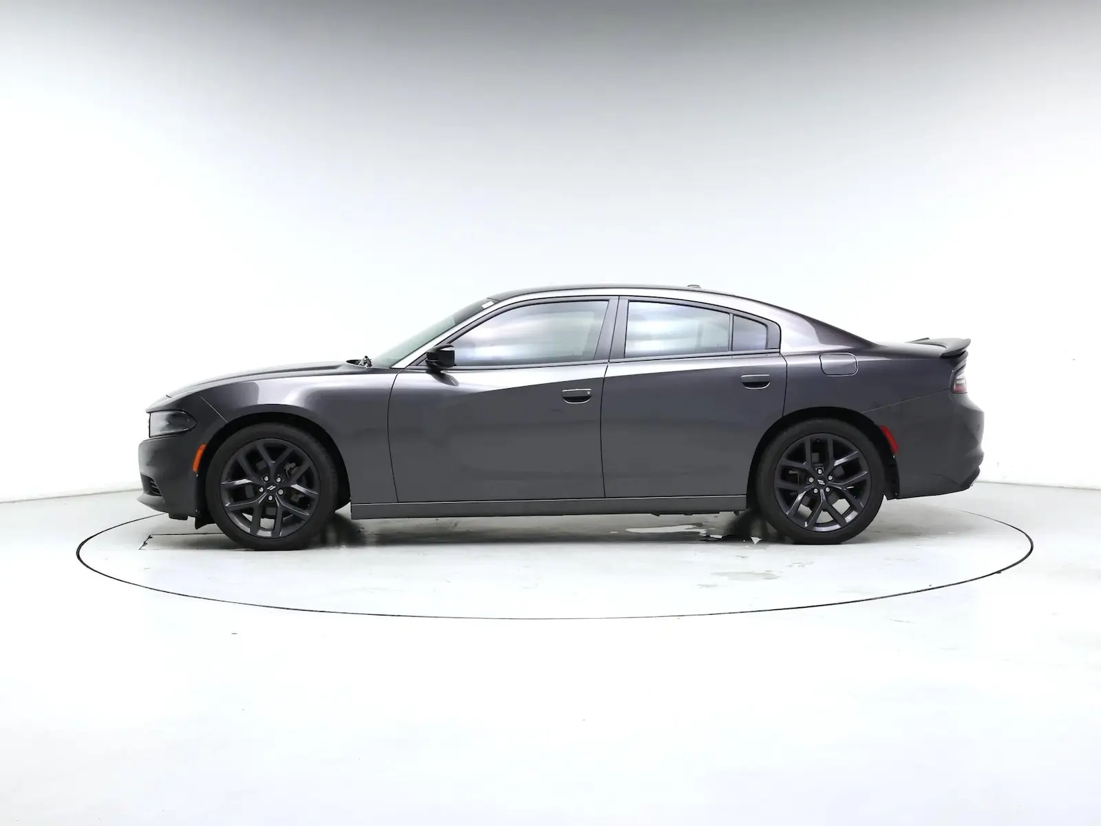 2019 Dodge Charger SXT photo 4