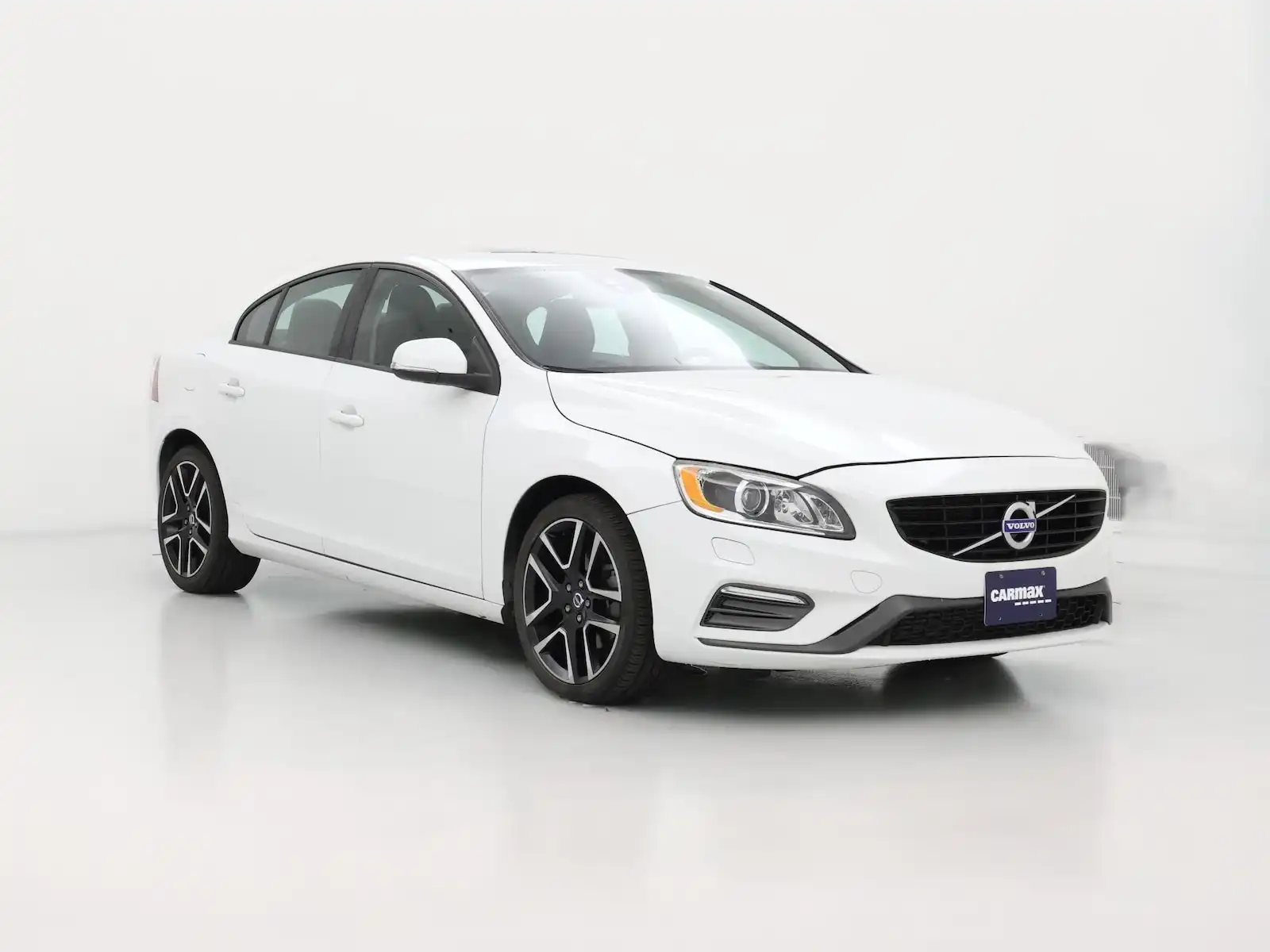 2017 Volvo S60 T5 Dynamic's photo