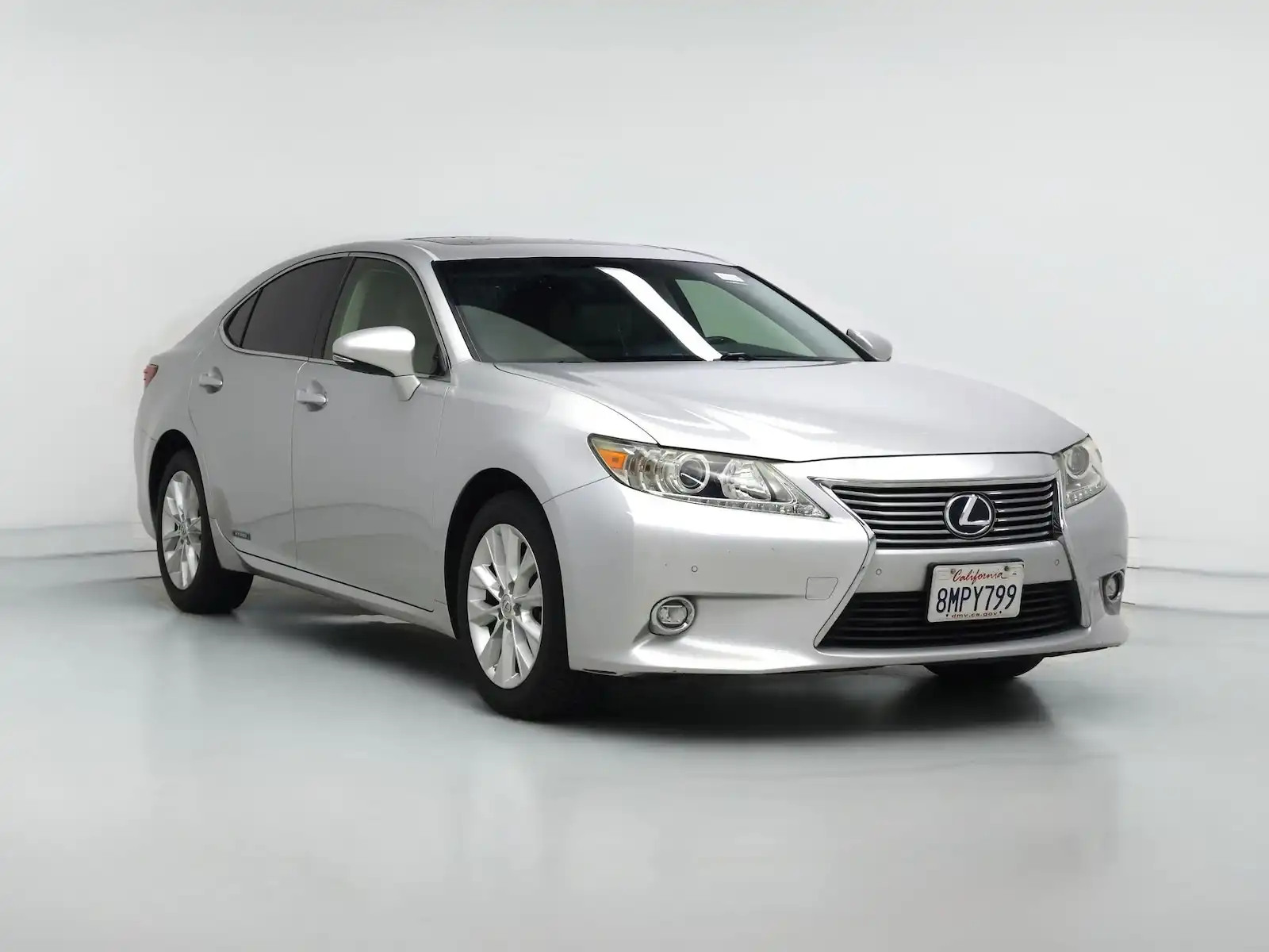 2015 Lexus ES 350 300h's photo