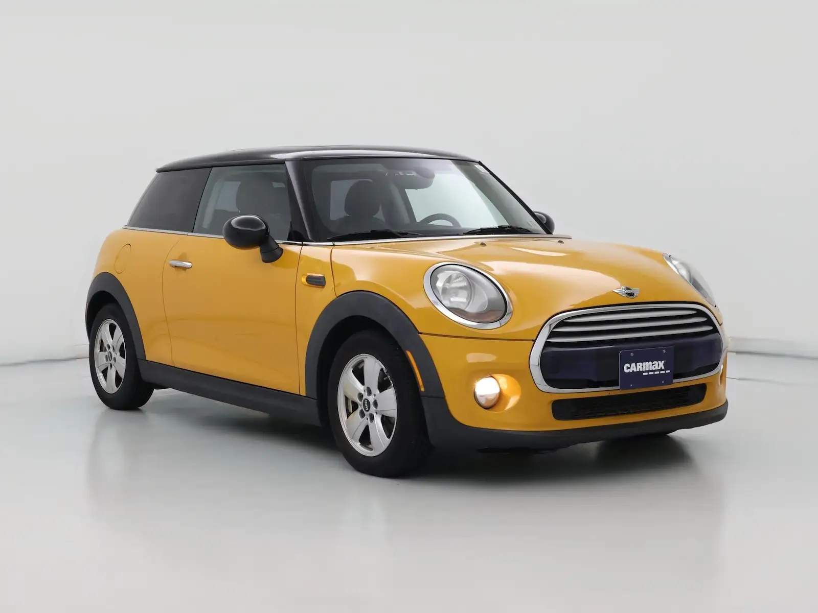 2015 MINI Cooper Base photo 1