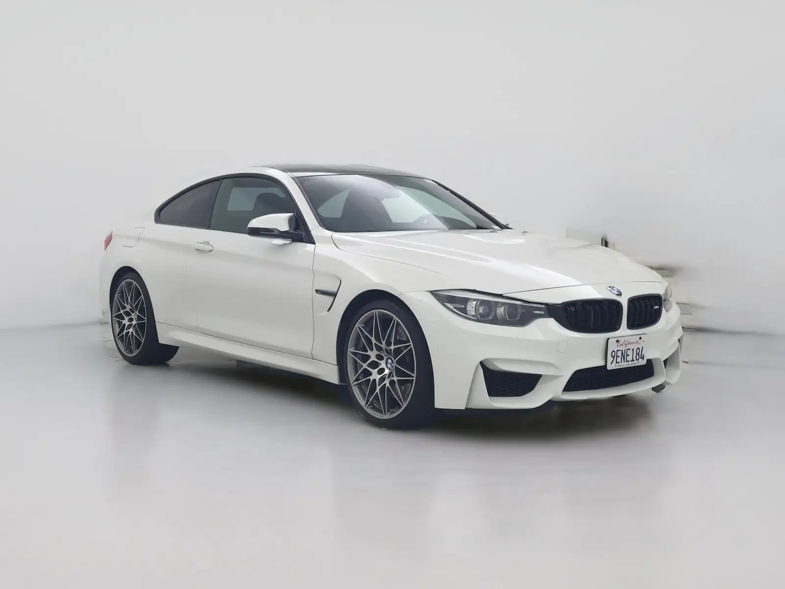 2018 BMW M4 Base photo 1