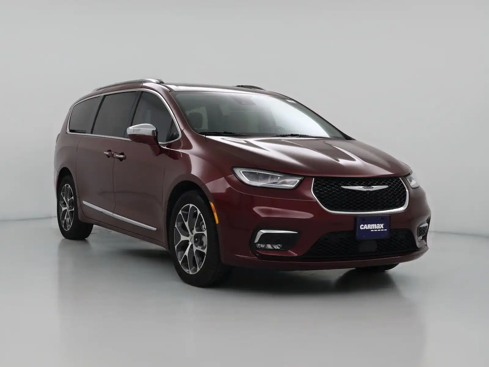 2021 Chrysler Pacifica Limited's photo