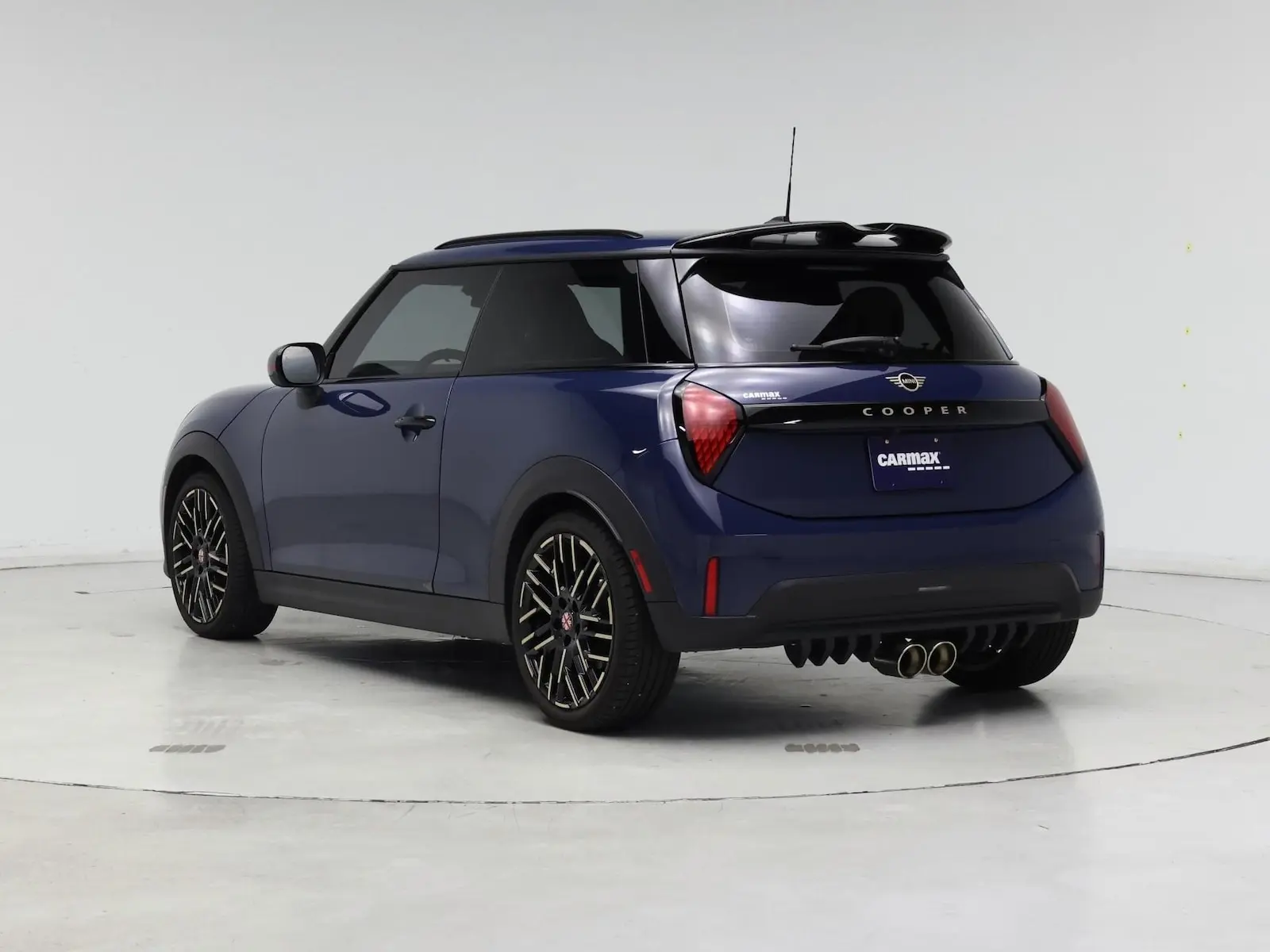 2025 MINI Hardtop Cooper photo 3