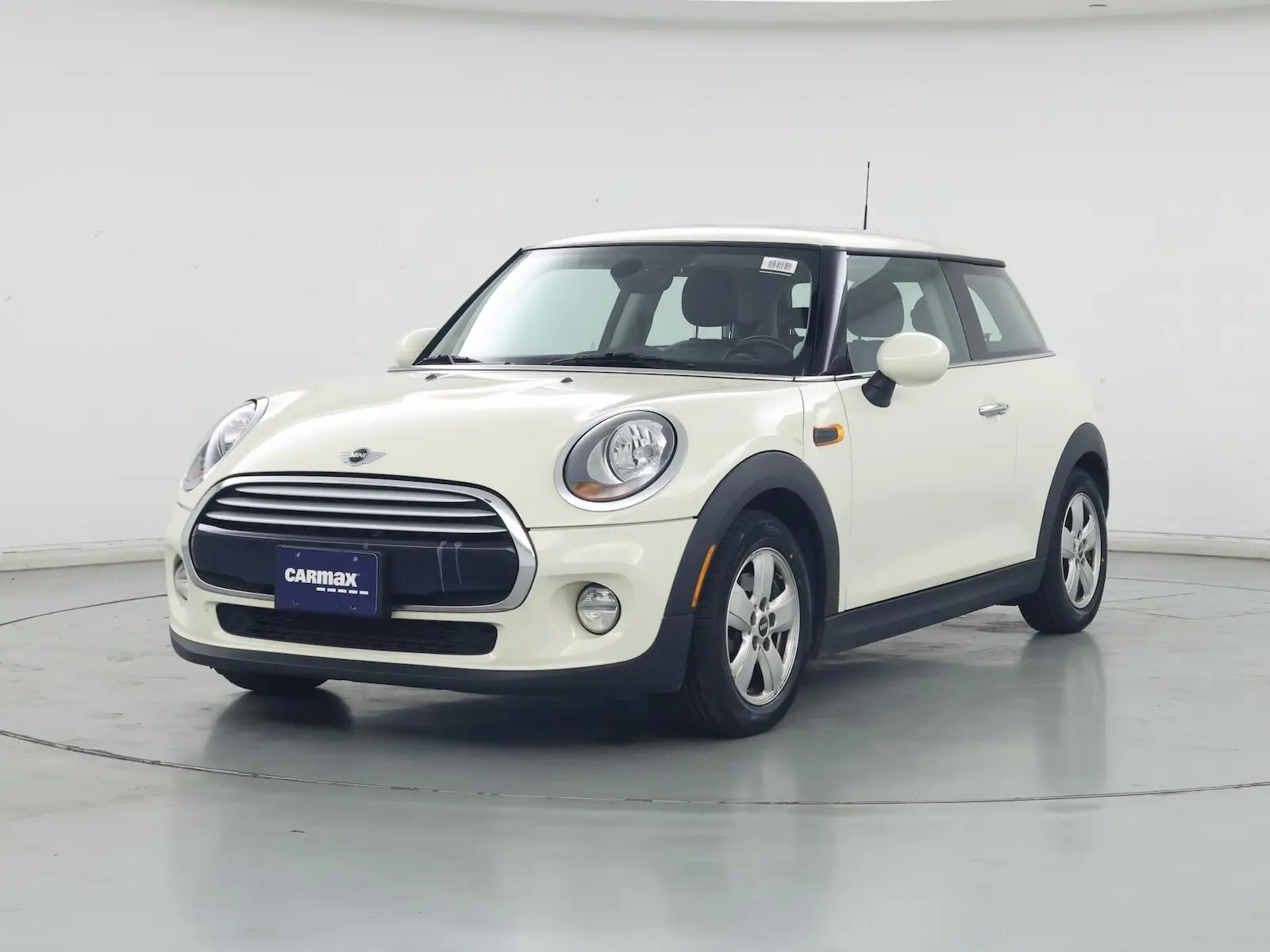 2015 MINI Cooper Base photo 5
