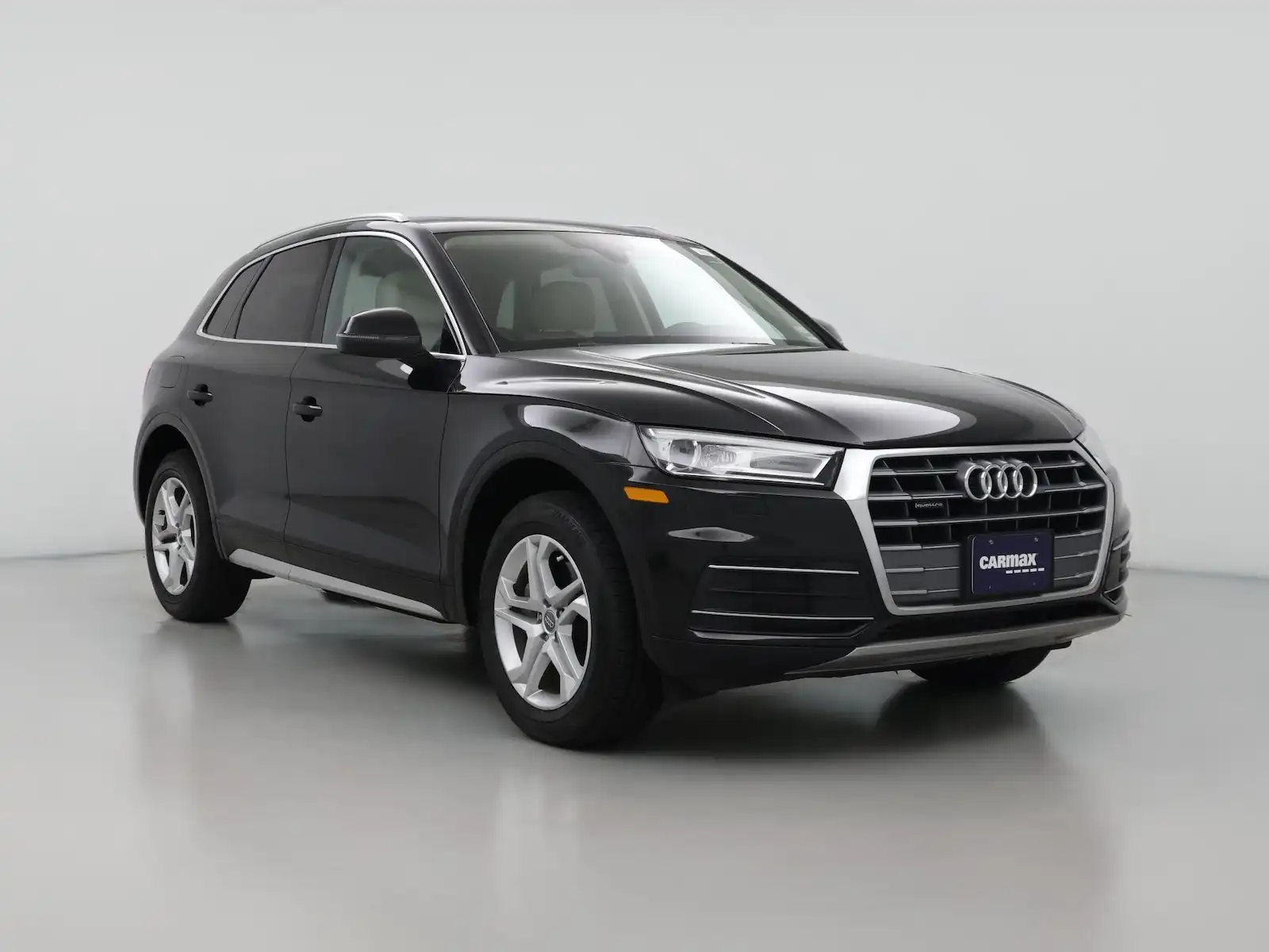 2019 Audi Q5 2.0T Premium quattro S tronic's photo