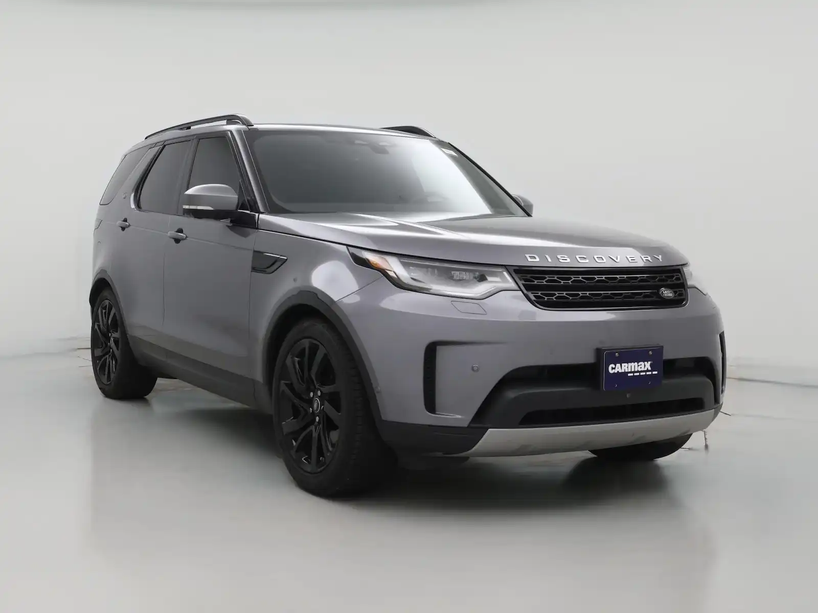 2023 Land Rover Discovery S's photo