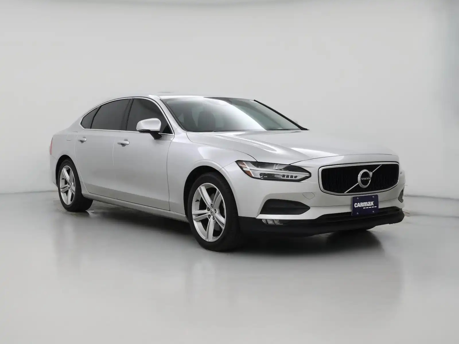 2018 Volvo S90 T5 Momentum FWD's photo