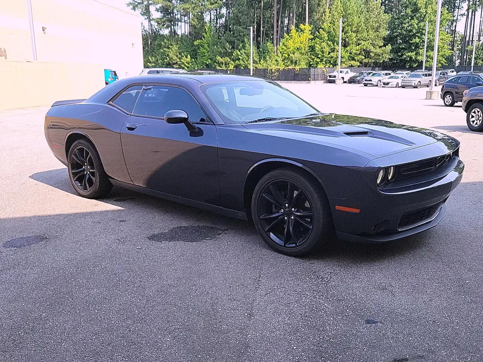 2016 Dodge Challenger SXT Plus's photo