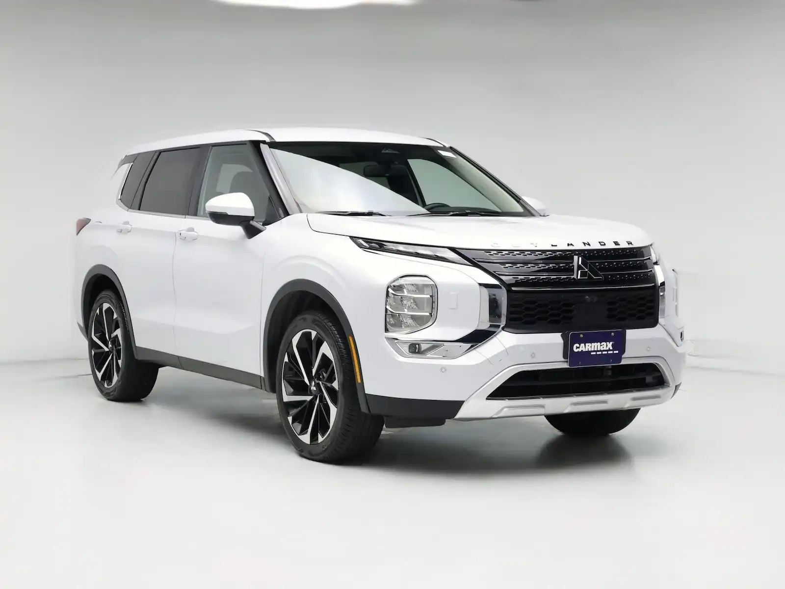 2024 Mitsubishi Outlander SE S-AWC's photo