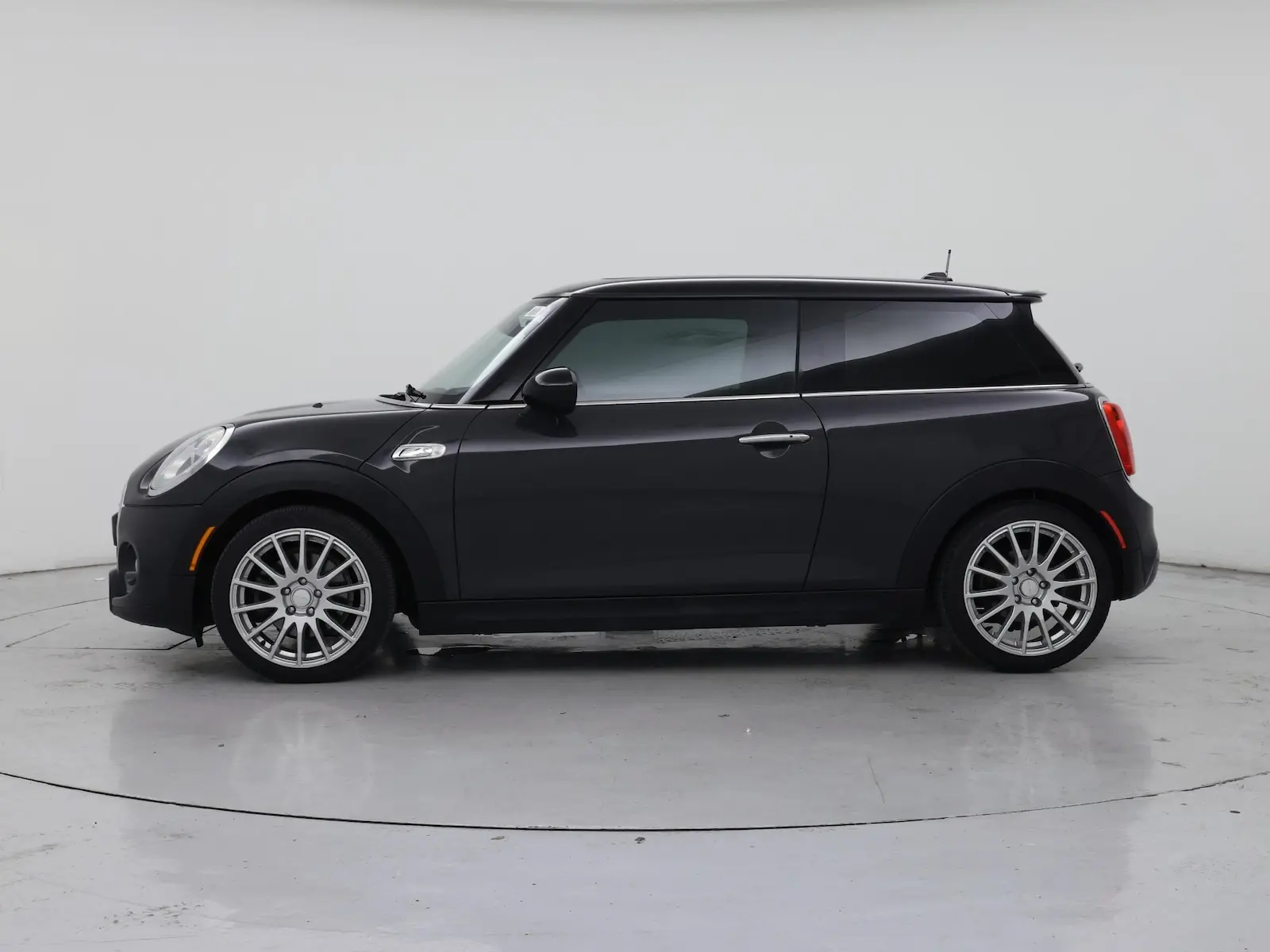 2015 MINI Cooper S photo 4
