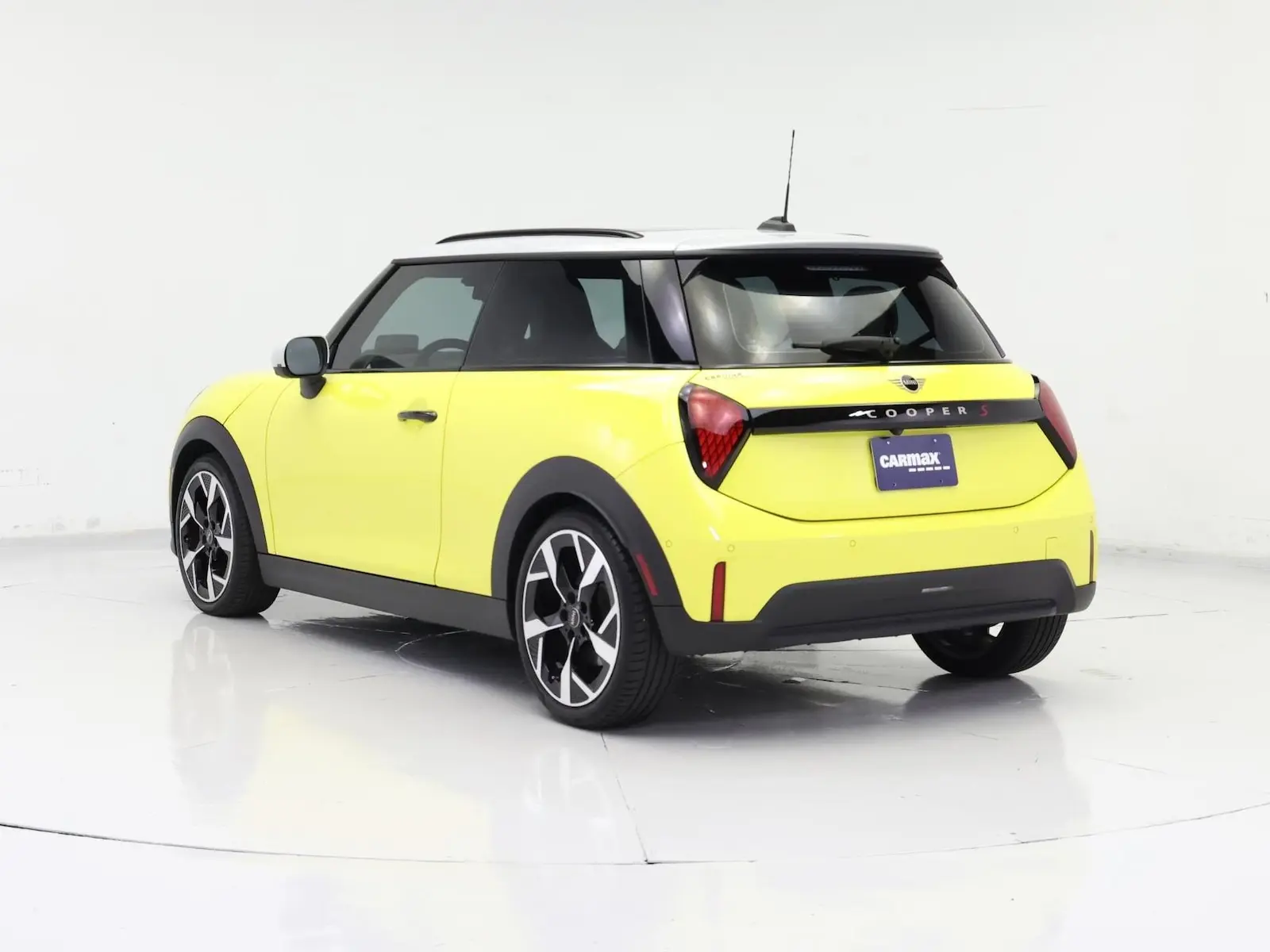 2025 MINI Hardtop Cooper S photo 3