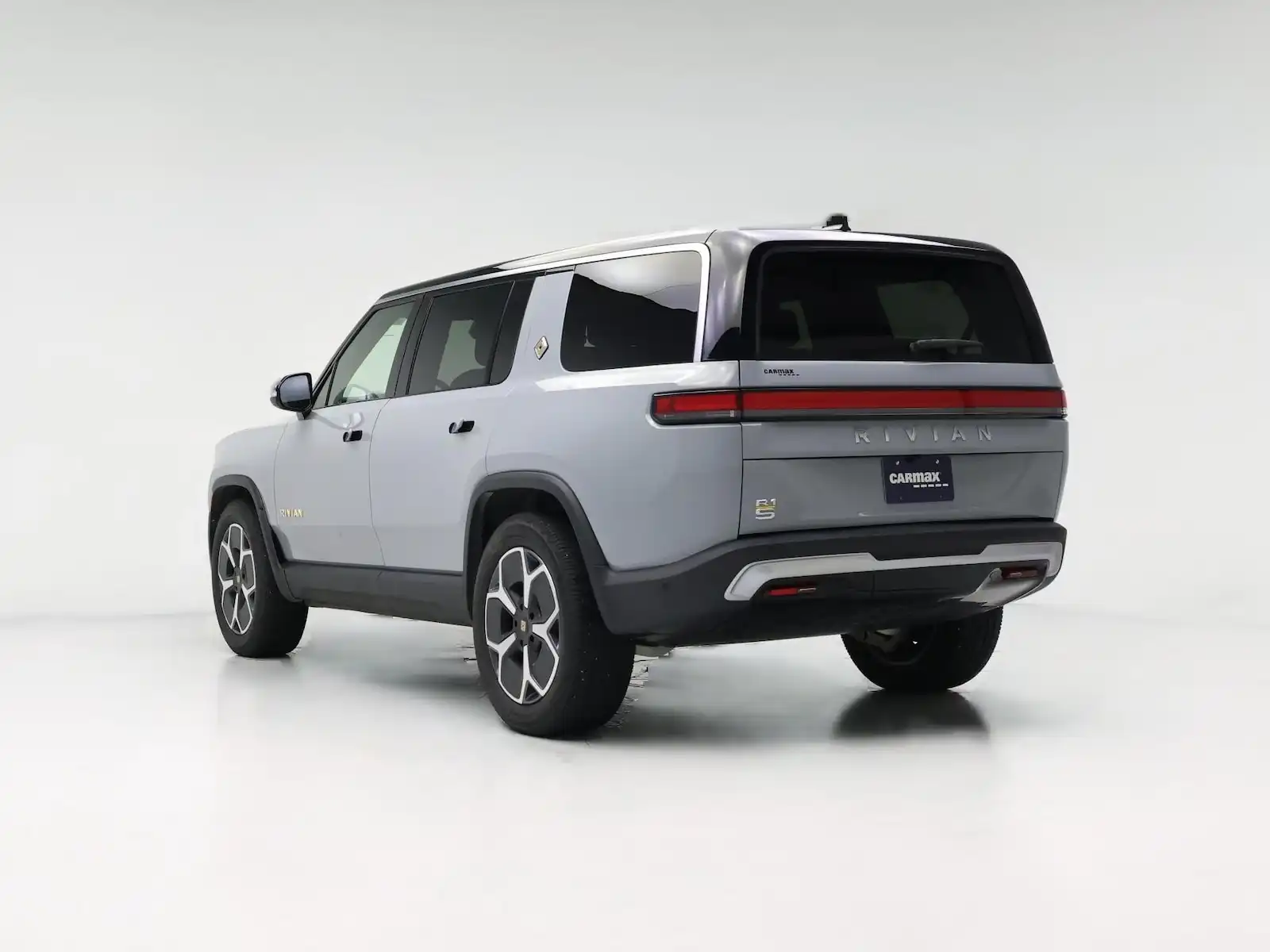 2022 Rivian R1S Launch Edition's photo