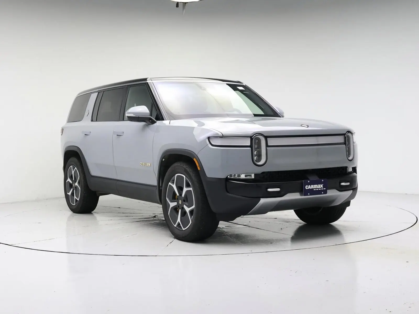 2022 Rivian R1S Launch Edition photo 3