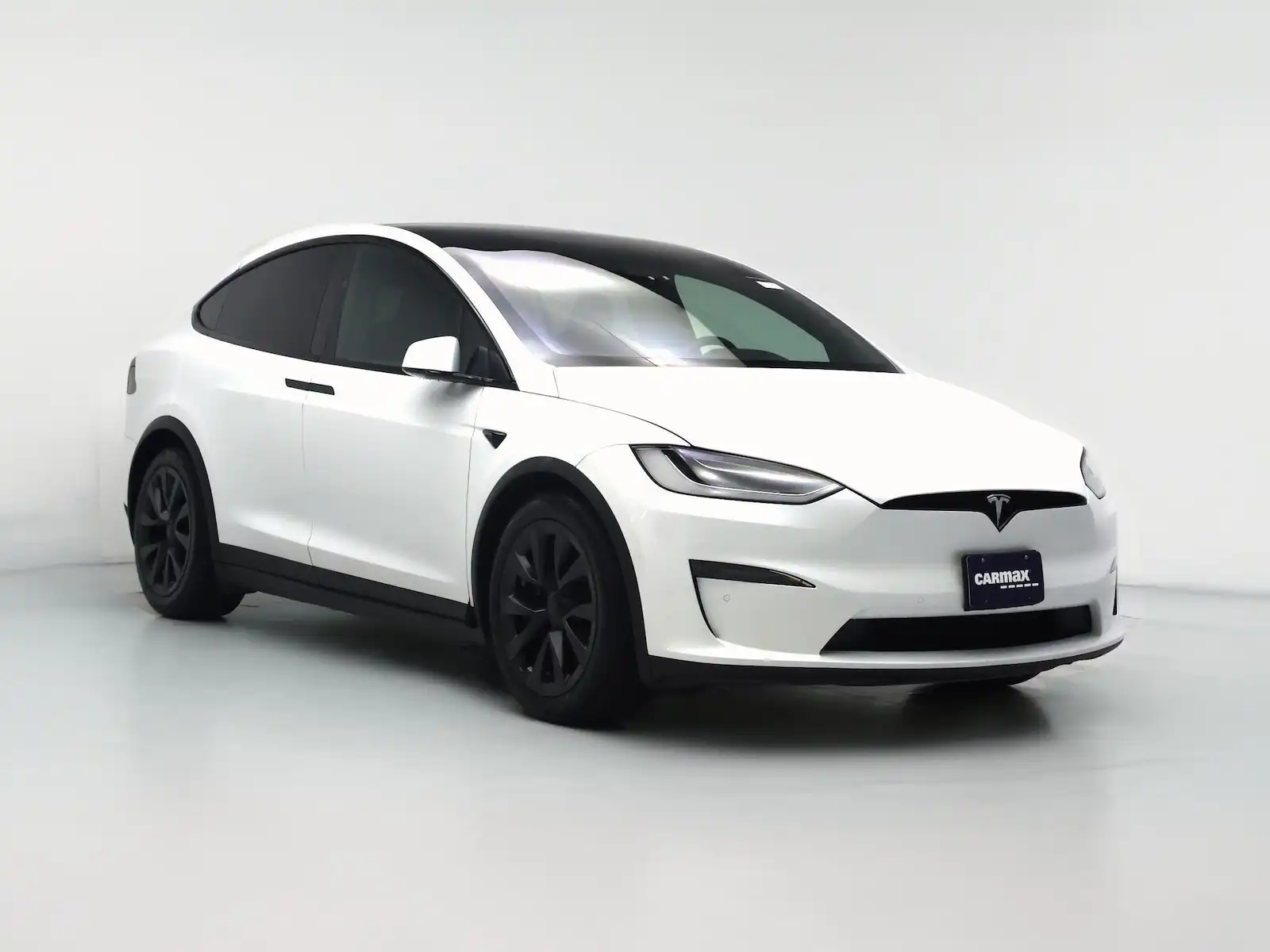 2022 Tesla Model X Long Range's photo