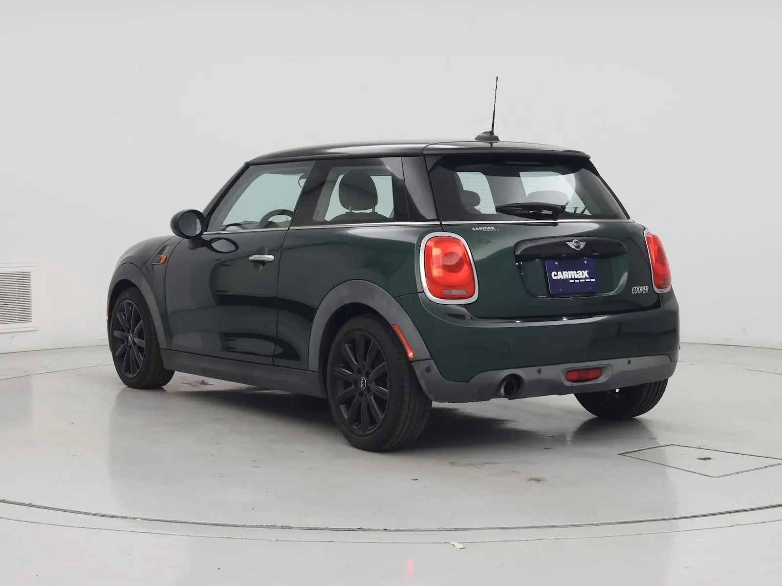 2017 MINI Cooper Base photo 3
