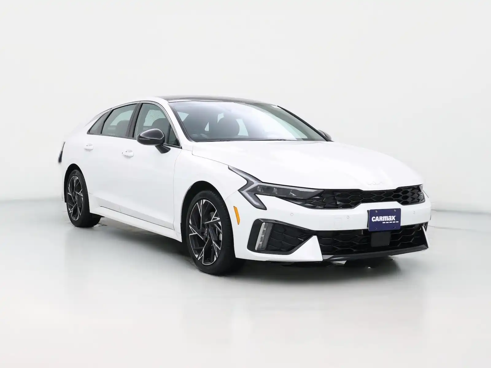 2025 Kia Optima GT-Line AWD's photo