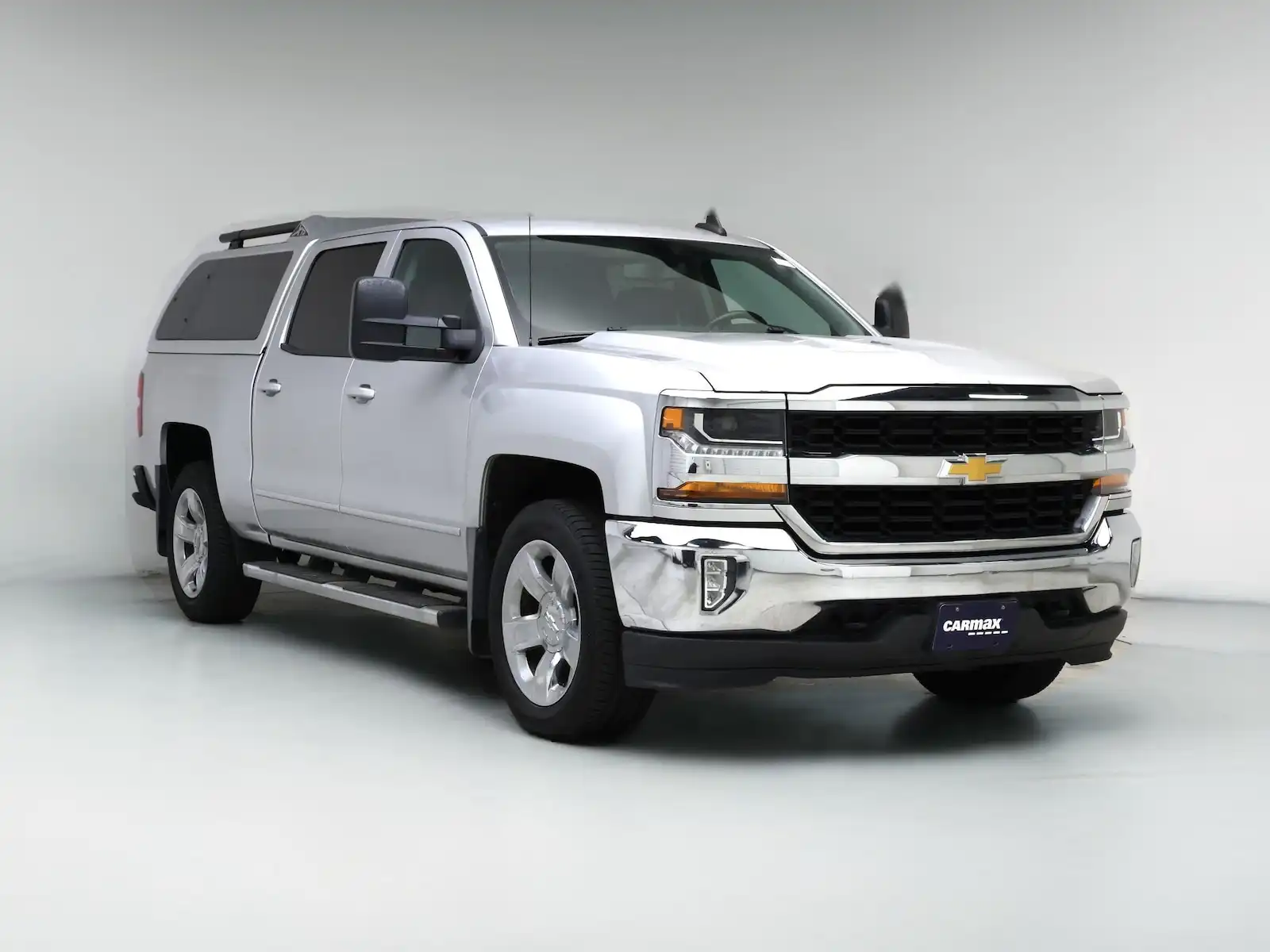 2018 Chevrolet Silverado 1500 LT 4WD Crew Cab Short Box's photo