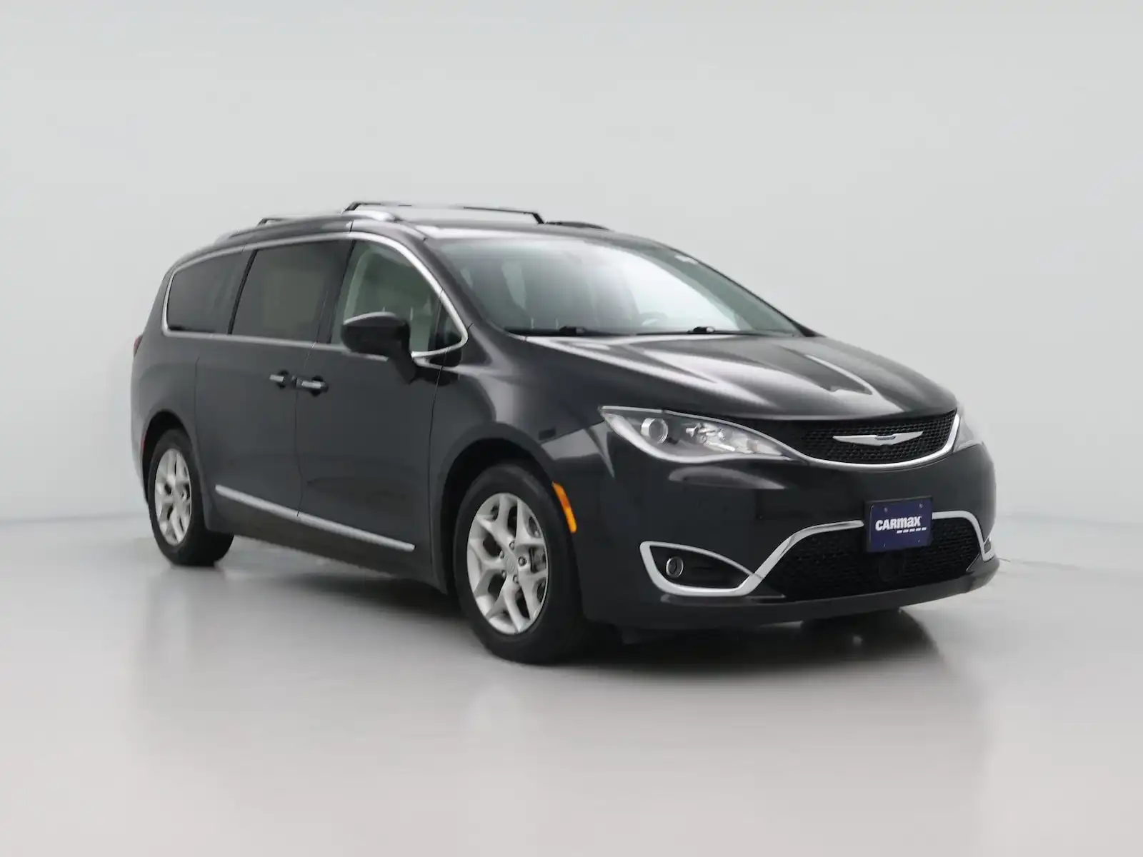 2020 Chrysler Pacifica Touring L Plus's photo