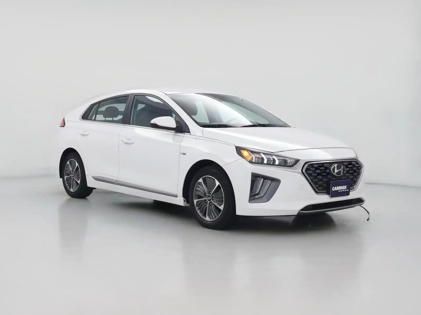 2020 Hyundai Ioniq 1.6 PHEV SEL DCT's photo