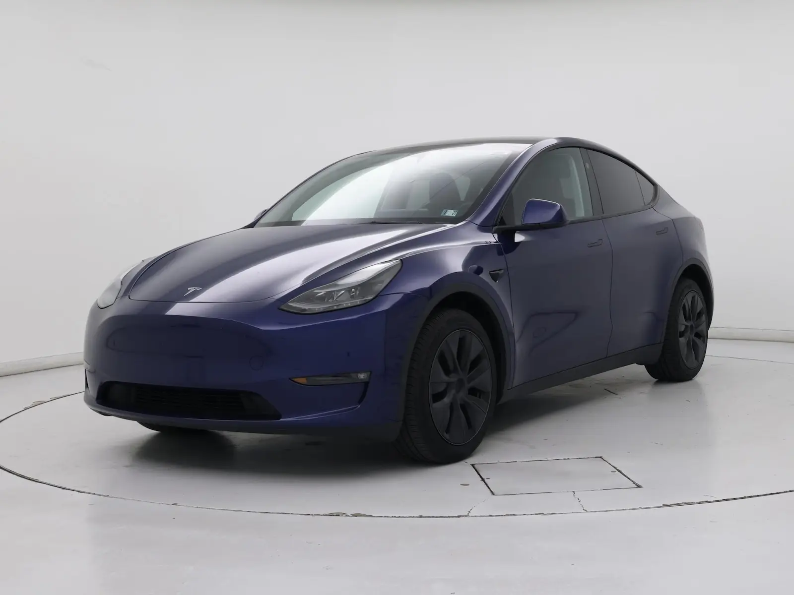 2025 Tesla Model Y Long Range Dual Motor AWD photo 5