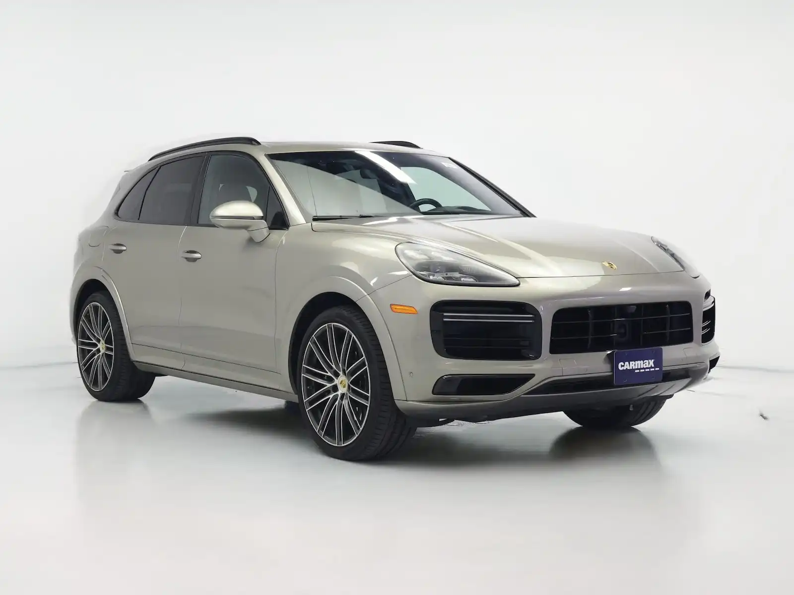 2022 Porsche Cayenne Turbo's photo