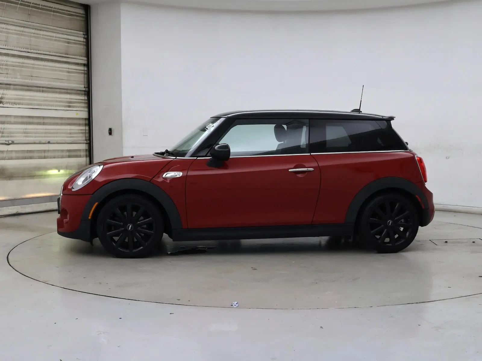 2015 MINI Cooper S photo 4