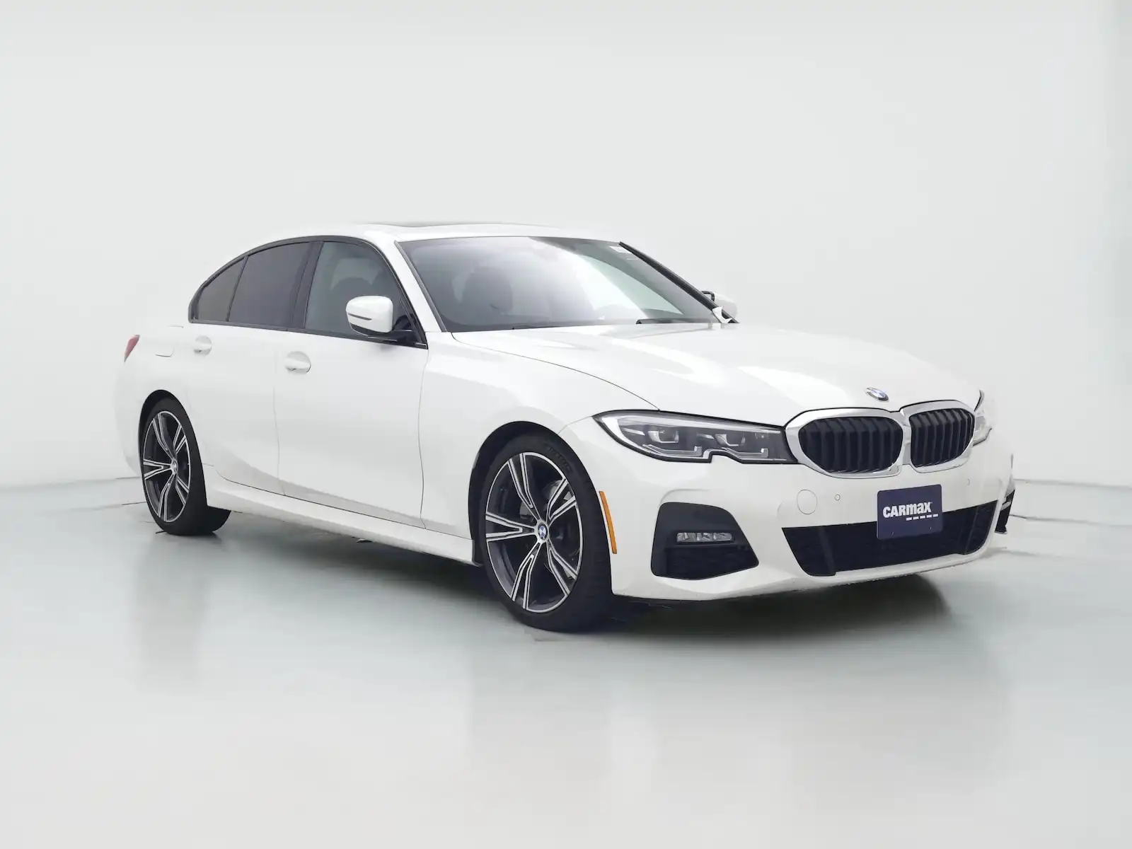 2021 BMW 3 Series 330i Sedan's photo