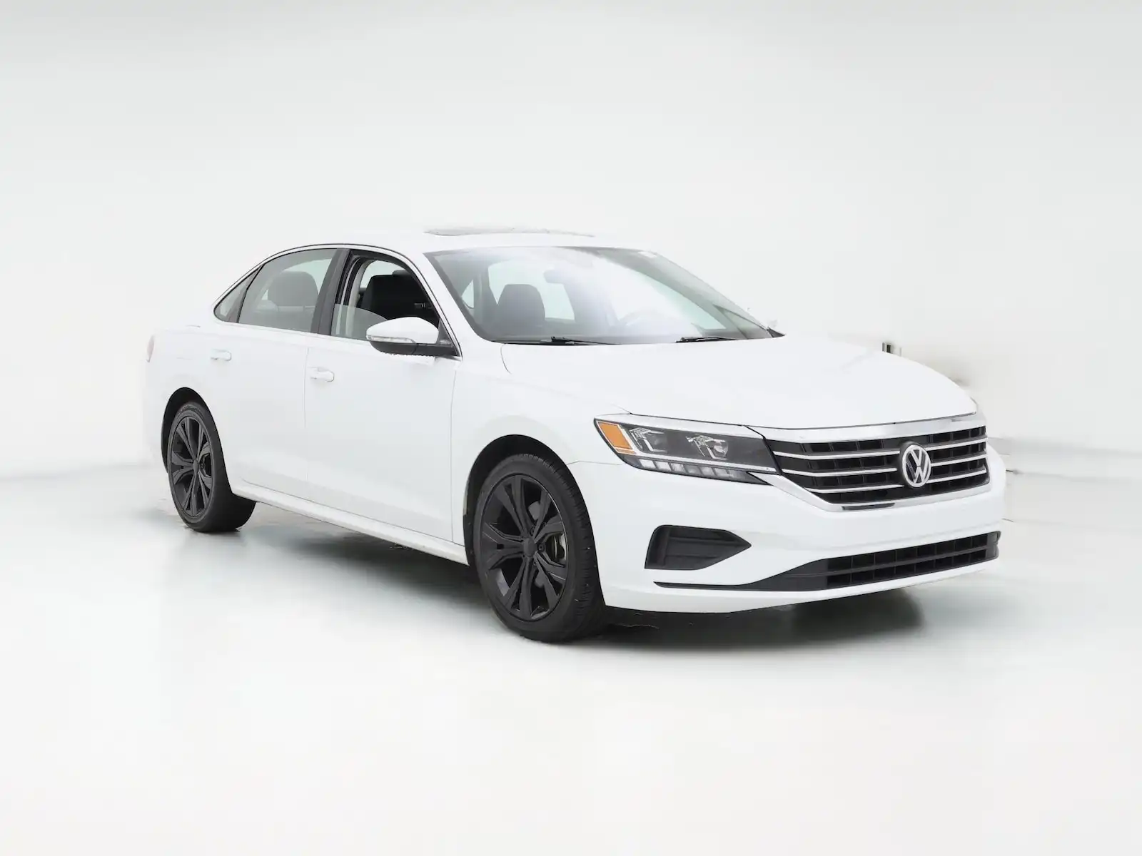 2022 Volkswagen Passat 2.0T SE Auto's photo