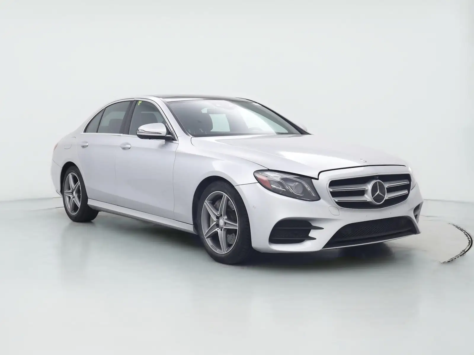 2017 Mercedes-Benz E-Class E300 photo 1