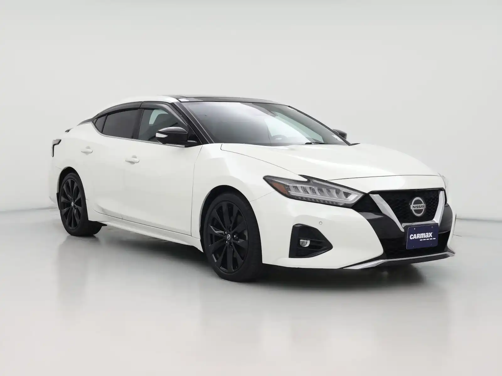 2020 Nissan Maxima SR's photo