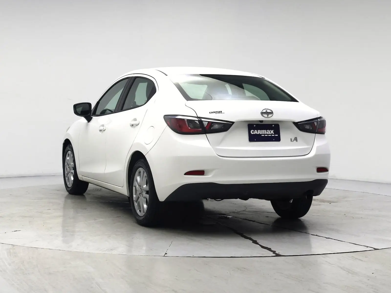 2016 Scion iA AT photo 3