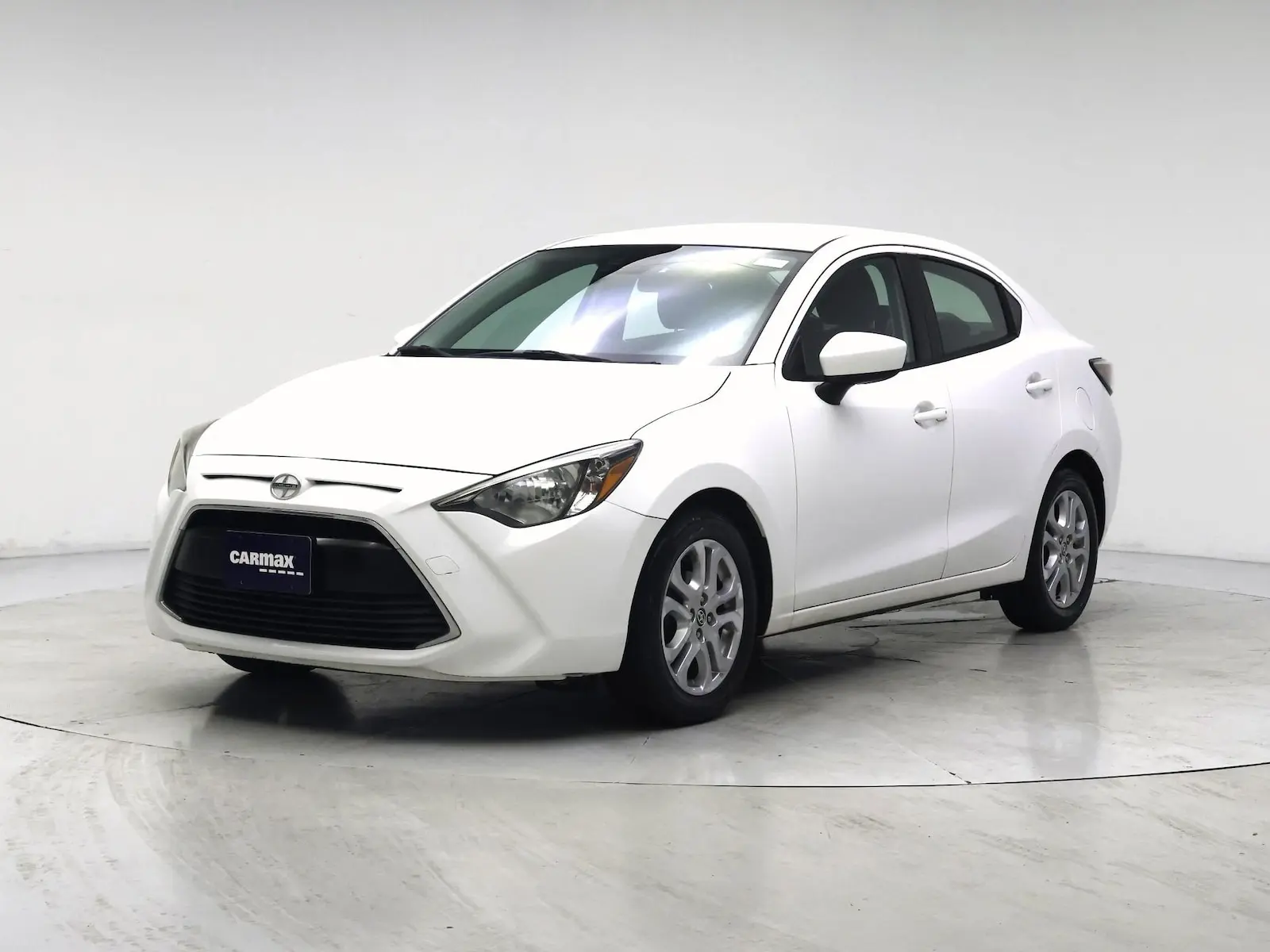 2016 Scion iA AT photo 5