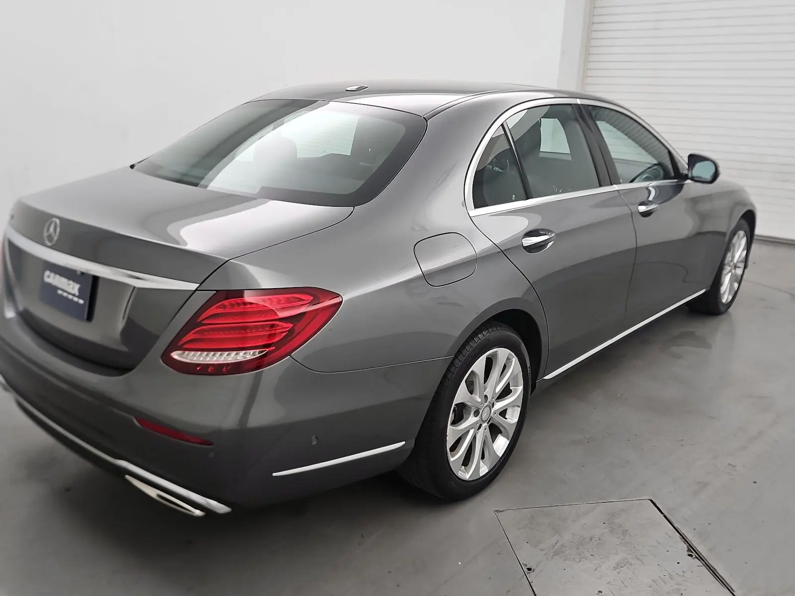 2017 Mercedes-Benz E-Class E300 photo 5